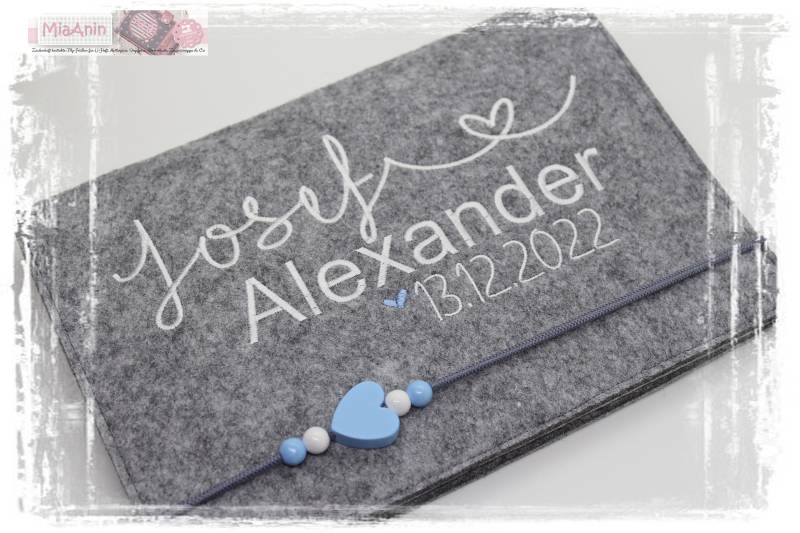 U-Heft Hülle Filz Herz Junge Mädchen Personalisiert Herz Blau Bestickt Für Doppelnamen U-Heft Hülle Filz Herz Junge Mädchen Personalisiert Herz Blau Bestickt Für Doppelnamen von Etsy - MiaAnin