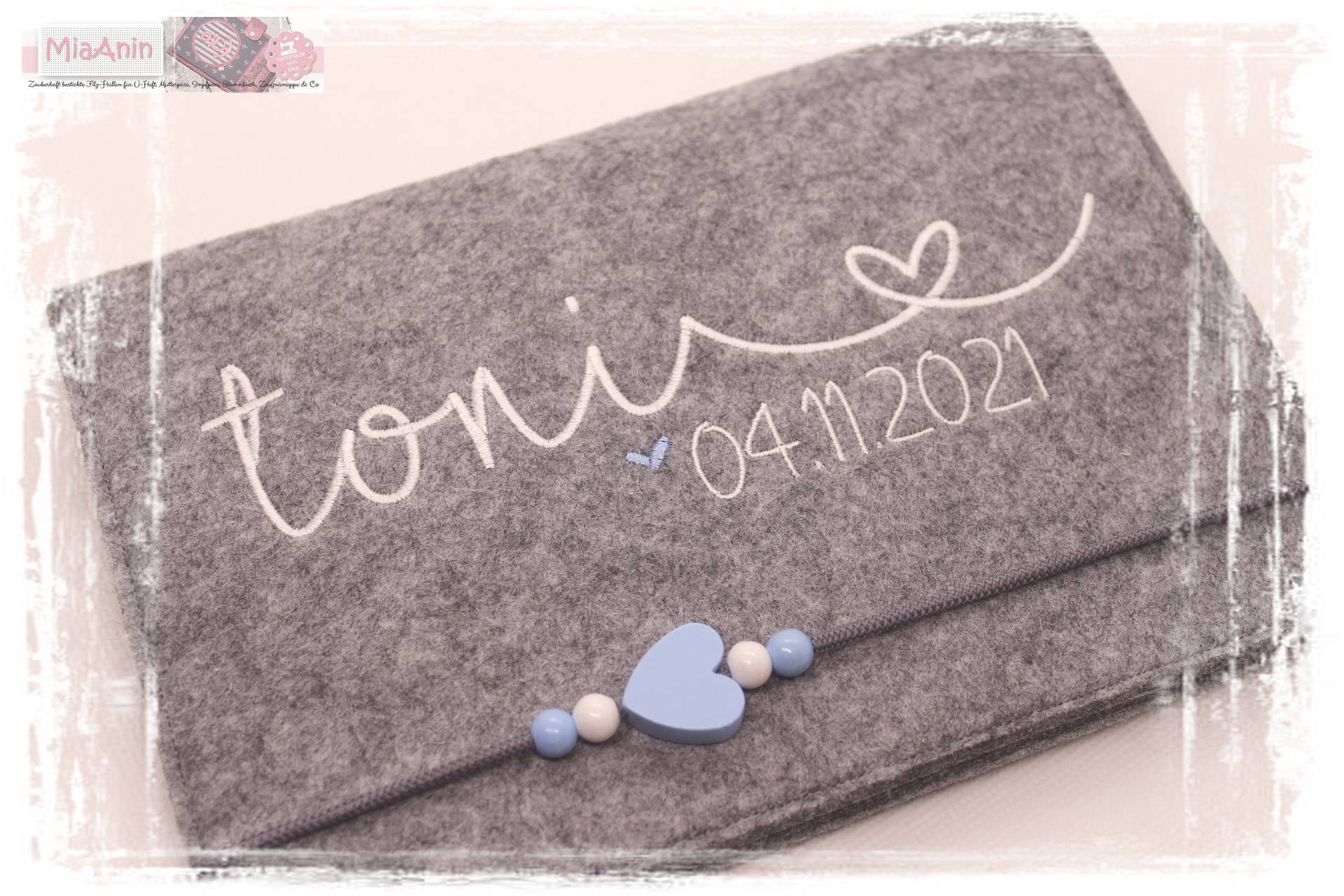 U-Heft Hülle Filz Herz Junge Mädchen Personalisiert Herz Hellblau Bestickt von Etsy - MiaAnin