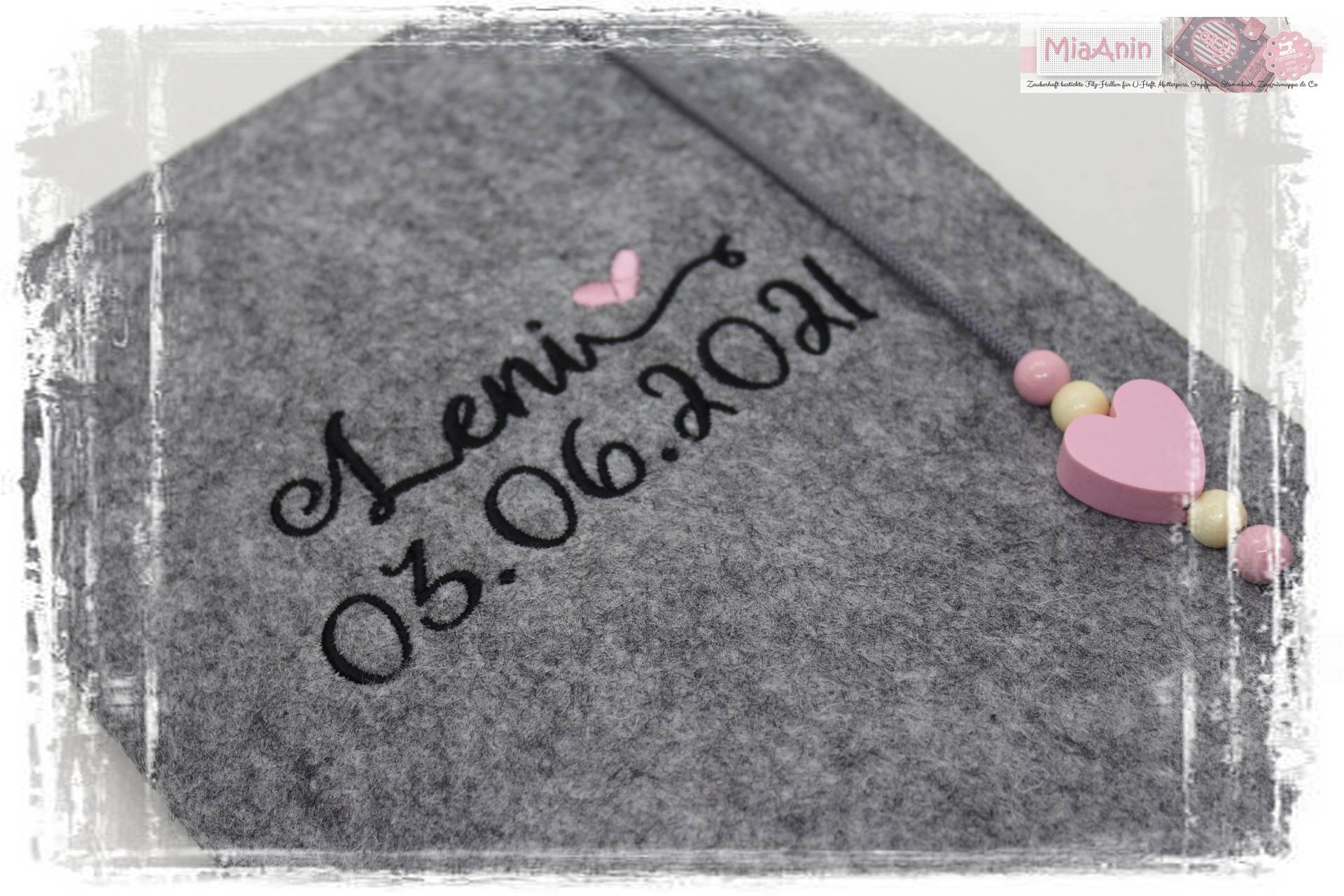 U-Heft Hülle Filz Herz Junge Mädchen Personalisiert Herz Schwarz Rosa Bestickt Baby Geburt U-Heft Hülle Filz Herz Junge Mädchen Personalisiert Herz Schwarz Rosa Bestickt Baby Geburt von Etsy - MiaAnin