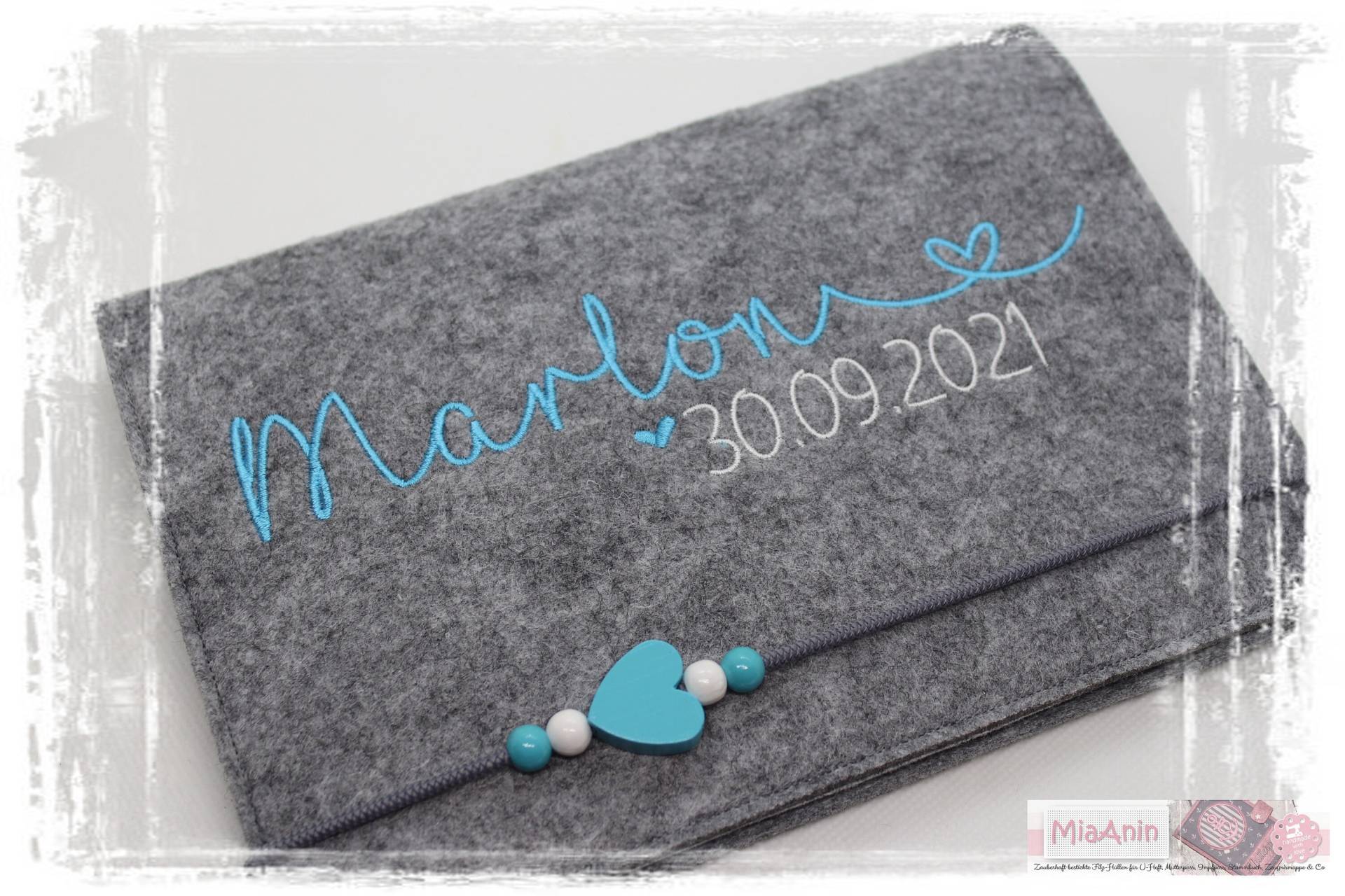 U-Heft Hülle Filz Herz Junge Mädchen Personalisiert Herz Türkis Weiß Bestickt Impfpass von Etsy - MiaAnin