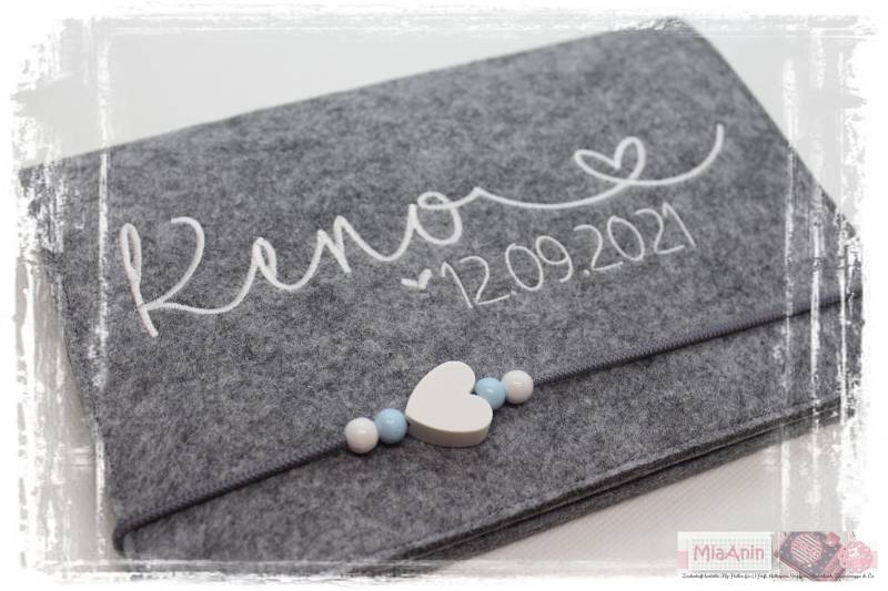 U-Heft Hülle Filz Herz Junge Mädchen Personalisiert Herzweiß Bestickt U-Heft Hülle Filz Herz Junge Mädchen Personalisiert Herzweiß Bestickt von Etsy - MiaAnin