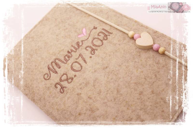 U-Heft Hülle Filz Herz Mädchen Personalisiert Herz Beige Rosa Bestickt Impfpassfach U-Heft Hülle Filz Herz Mädchen Personalisiert Herz Beige Rosa Bestickt Impfpassfach von Etsy - MiaAnin