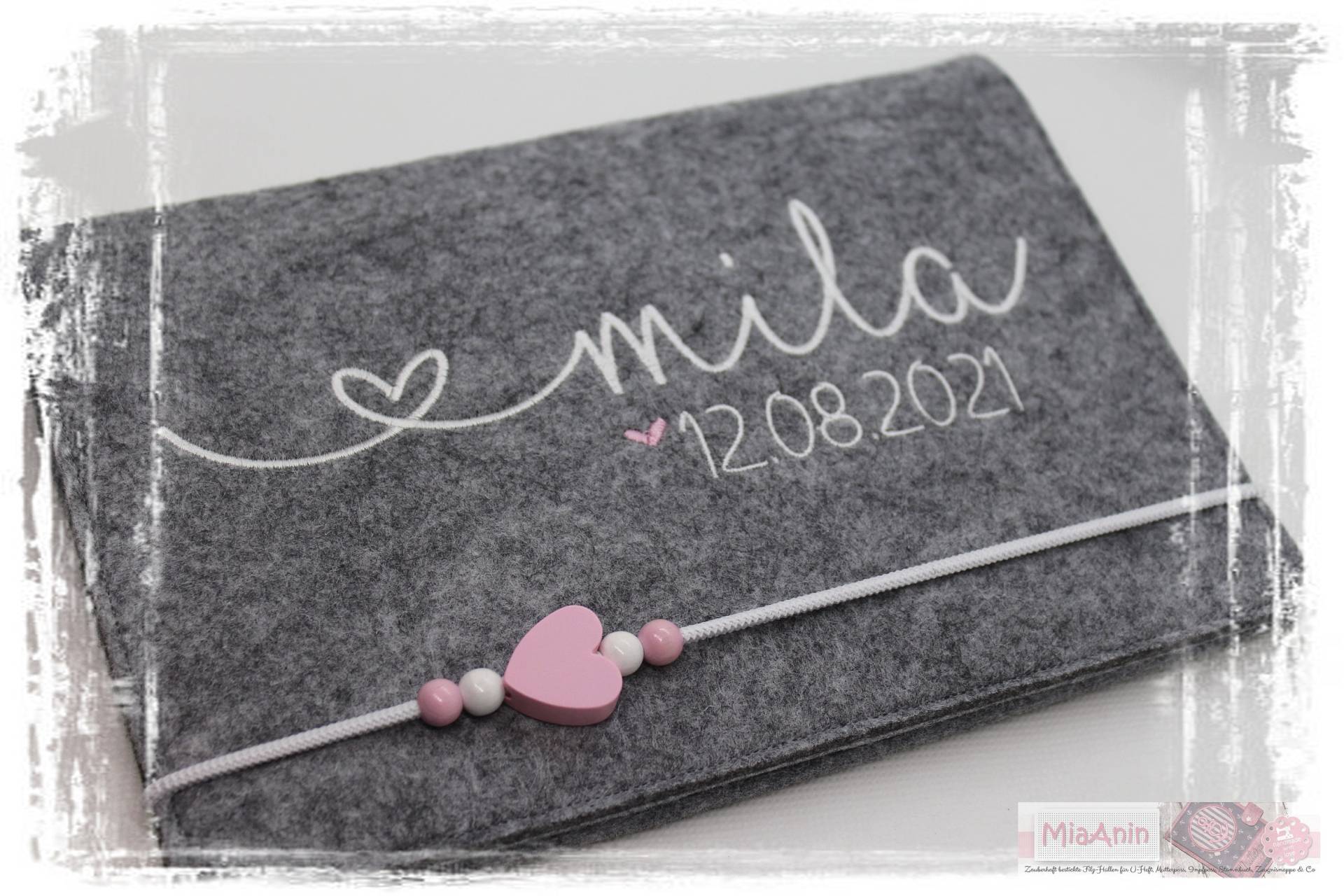 U-Heft Hülle Filz Herz Mädchen Personalisiert Herz Grau Rosa Bestickt Impfpassfach U-Heft Hülle Filz Herz Mädchen Personalisiert Herz Grau Rosa Bestickt Impfpassfach von Etsy - MiaAnin