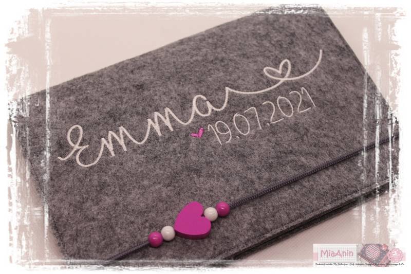 U-Heft Hülle Filz Herz Mädchen Personalisiert Herz Pink Bestickt Impfpass Baby U-Heft Hülle Filz Herz Mädchen Personalisiert Herz Pink Bestickt Impfpass Baby von Etsy - MiaAnin