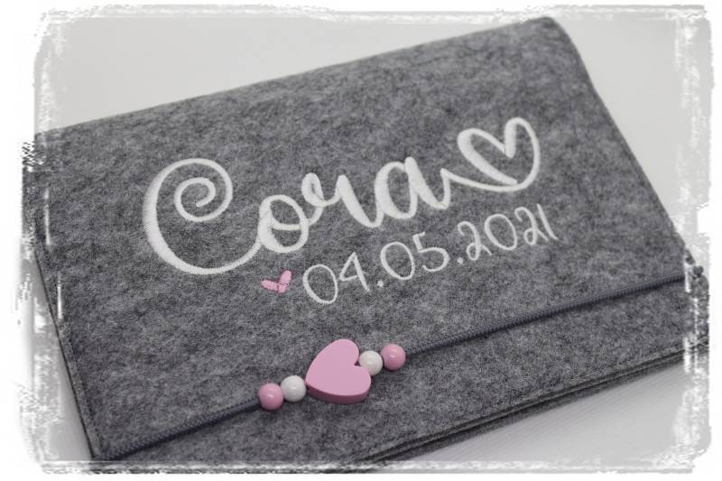 U-Heft Hüllefilzherzmädchenpersonalisiertherzrosabestickt U-Heft Hüllefilzherzmädchenpersonalisiertherzrosabestickt von Etsy - MiaAnin