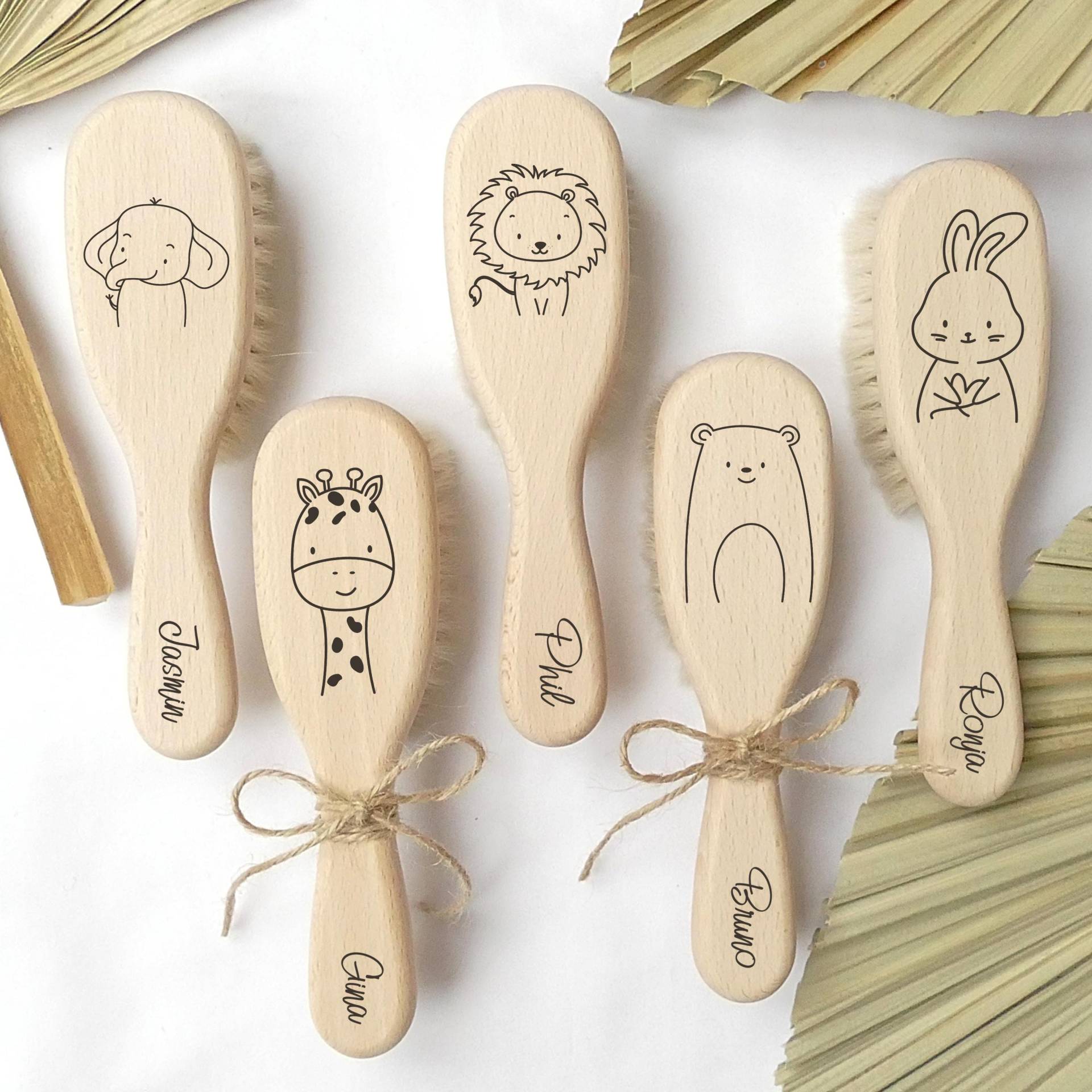 Personalisierte Babyhaarbürste, Ziegenhaar, Bürste Für Babys, Holzbürste, Geschenk Zur Geburt, Fsc-Zertifiziertes Holz, Tiermotive, Löwe Personalisierte Babyhaarbürste, Ziegenhaar, Bürste Für Babys, Holzbürste, Geschenk Zur Geburt, Fsc-Zertifiziertes Holz, Tiermotive, Löwe von Etsy - MiaMaralina