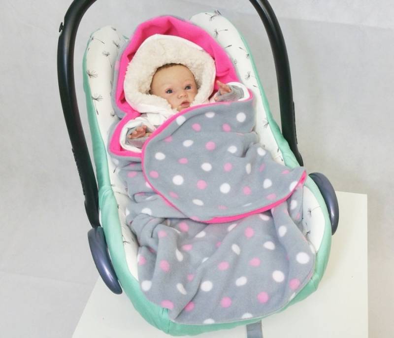 Einschlagdecke 4 Grau, Pink-Weiße Punkte Von Atelier Miamia von Etsy - MiaMiaAtelier
