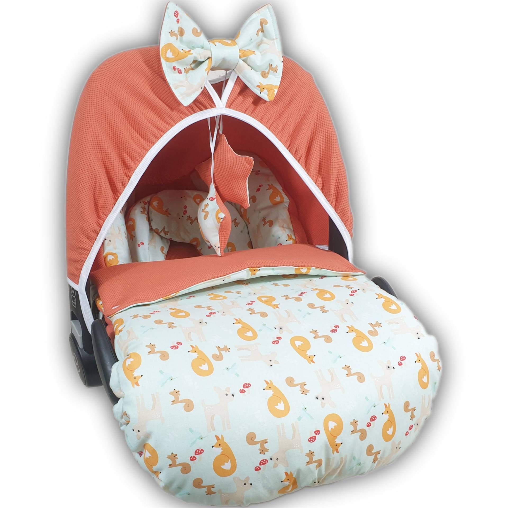 Fußsack Wattiert Für Die Babyschale Von Atelier Miamia von Etsy - MiaMiaAtelier
