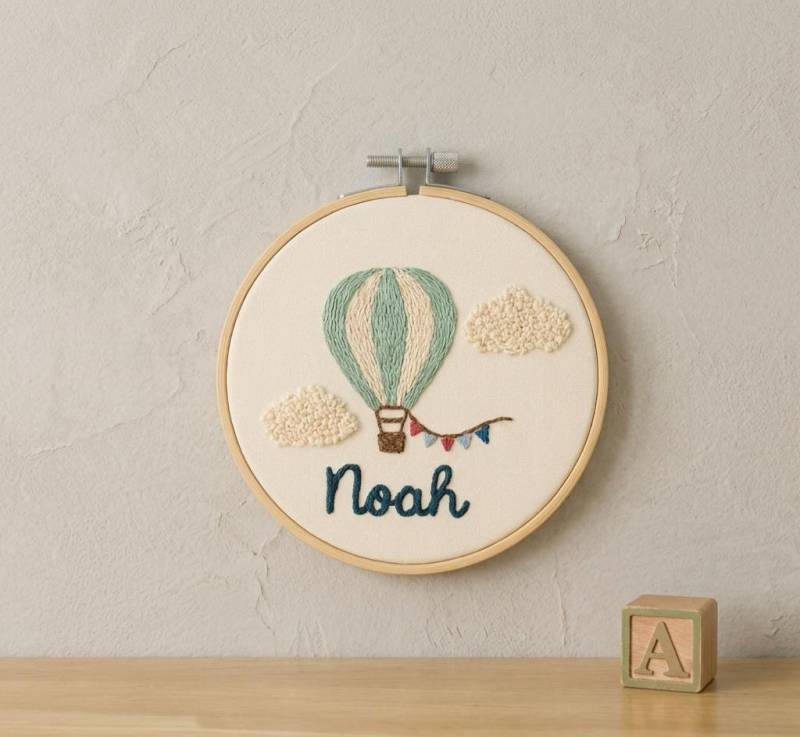 Personalized Embroidered Baby Name Hoop - Hot Air Balloon Nursery Wall Decor Handmade Custom Gift Personalized Embroidered Baby Name Hoop - Hot Air Balloon Nursery Wall Decor Handmade Custom Gift von Etsy - MidadbyNara