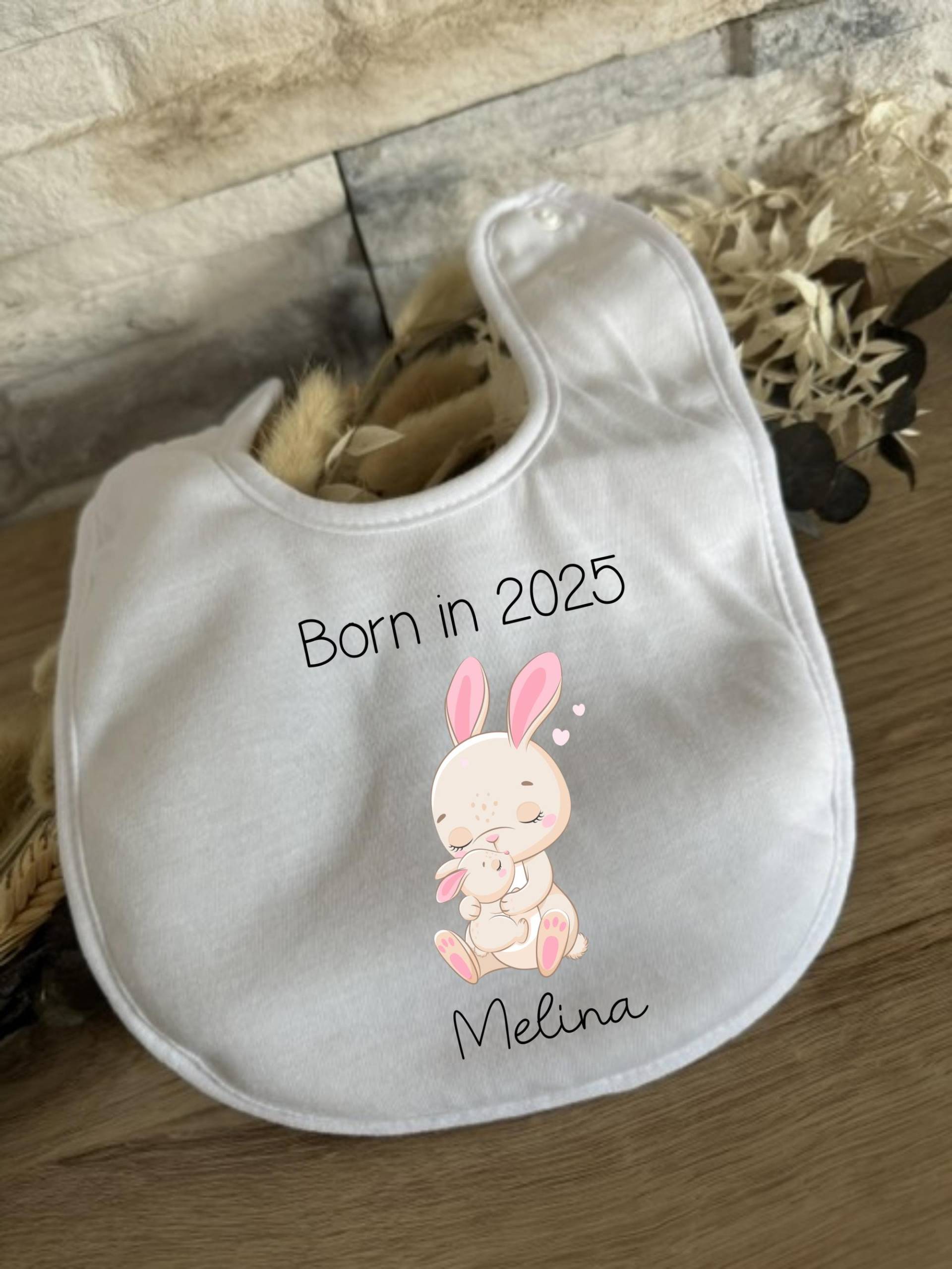 Baby Lätzchen Personalisierte Geschenke Name Born in 2025 Geschenk Babyparty Babyshower Geburt Halstuch Babygeschenk Hase Mama Baby Lätzchen Personalisierte Geschenke Name Born in 2025 Geschenk Babyparty Babyshower Geburt Halstuch Babygeschenk Hase Mama von Etsy - Milevo