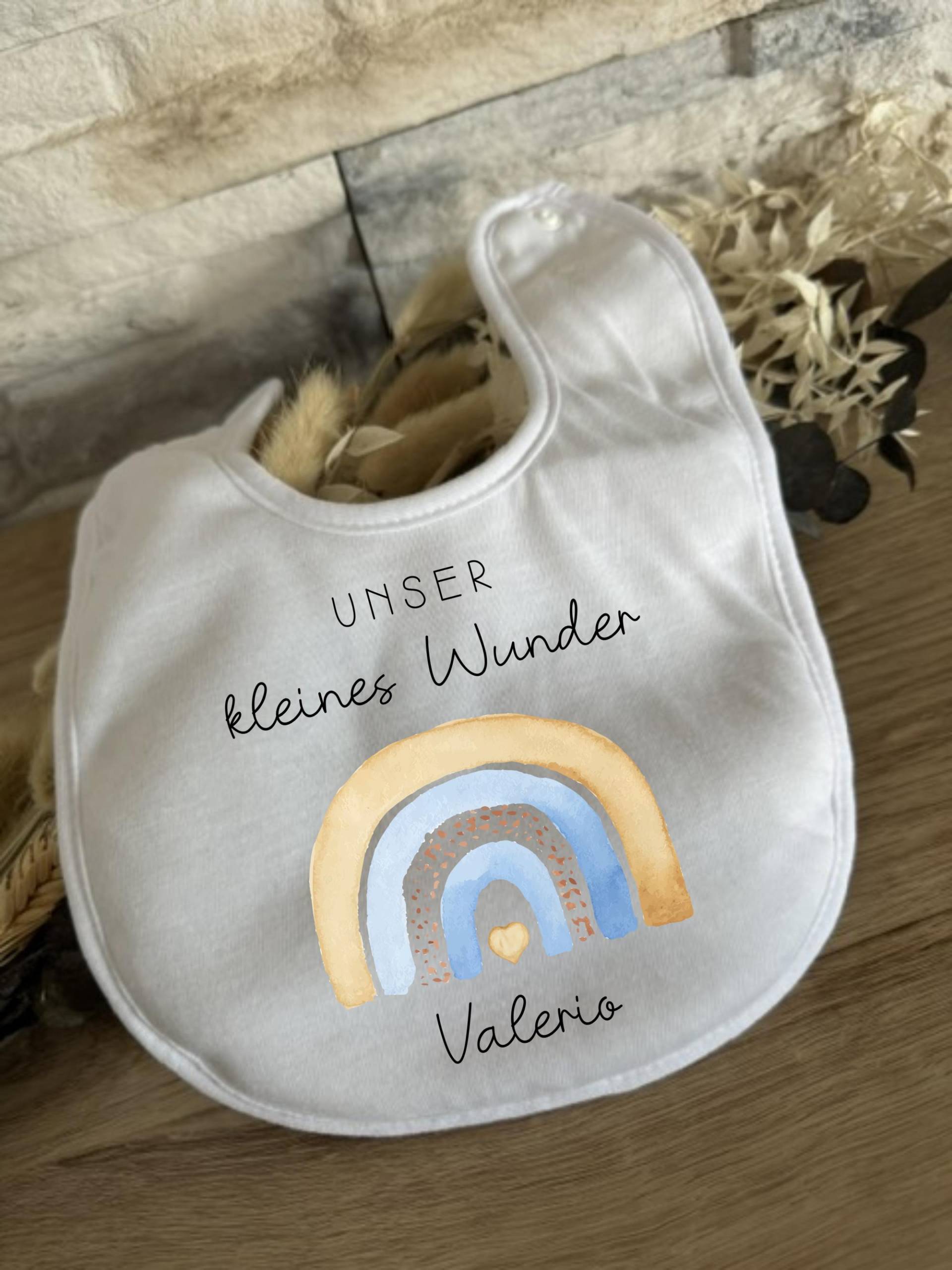 Baby Latz Personalisierte Geschenke Lätzchen Kleines Wunder Regenbogen Blau Name Geschenk Babyparty Babyshower Geburt Halstuch 2025 Baby Latz Personalisierte Geschenke Lätzchen Kleines Wunder Regenbogen Blau Name Geschenk Babyparty Babyshower Geburt Halstuch 2025 von Etsy - Milevo