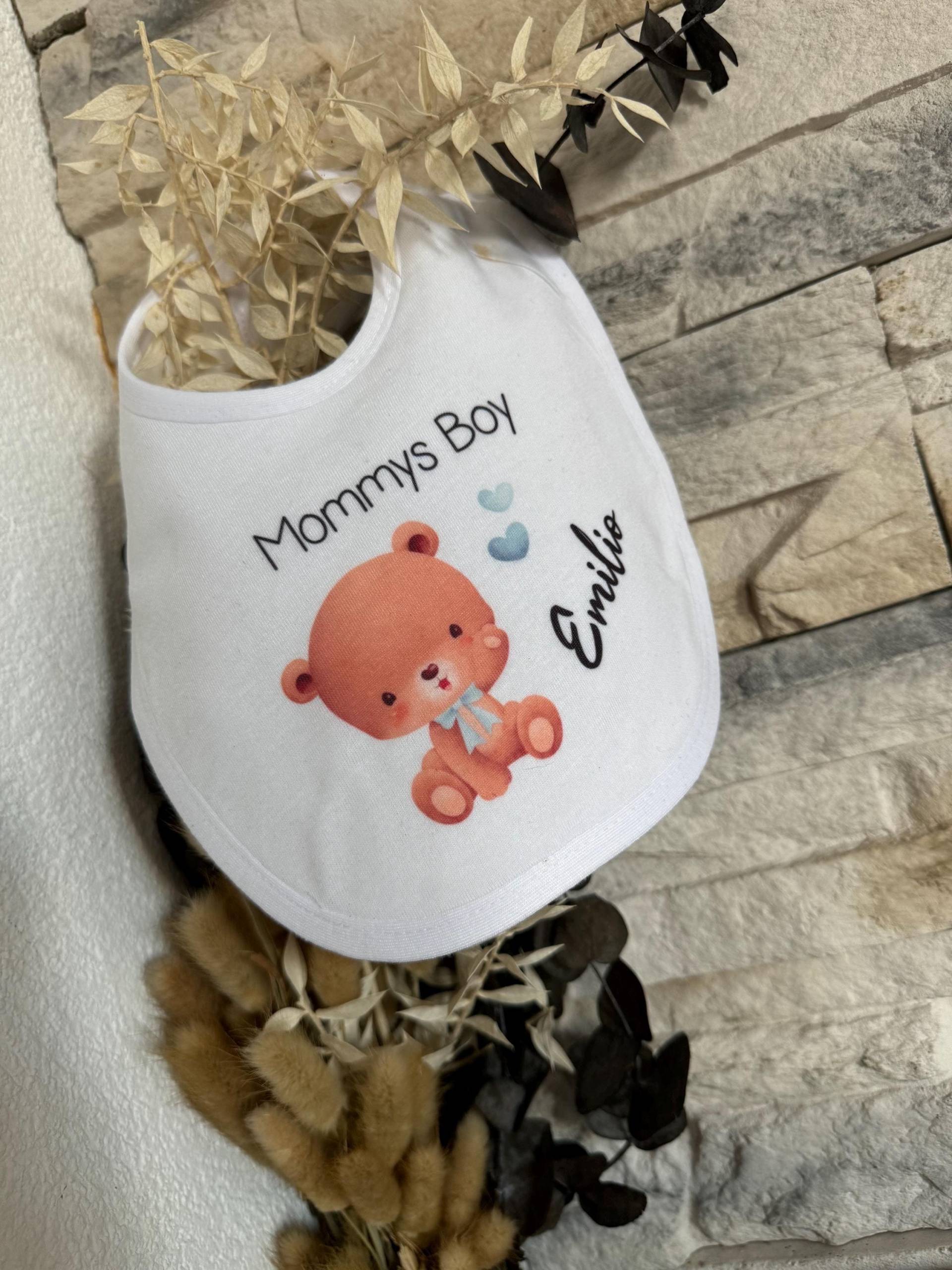 Baby Latz Personalisierte Geschenke Lätzchen Mommys Daddys Boy Teddy Bär Blau Name Geschenk Babyparty Babyshower Geburt Halstuch 2025 Baby Latz Personalisierte Geschenke Lätzchen Mommys Daddys Boy Teddy Bär Blau Name Geschenk Babyparty Babyshower Geburt Halstuch 2025 von Etsy - Milevo