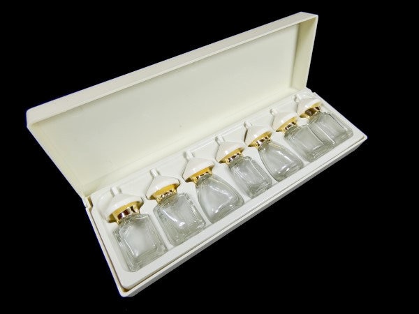 Vintage Plus Parfum Kollektion Mini Flaschen Mit Trichtern von Etsy - MinasTreasureChest