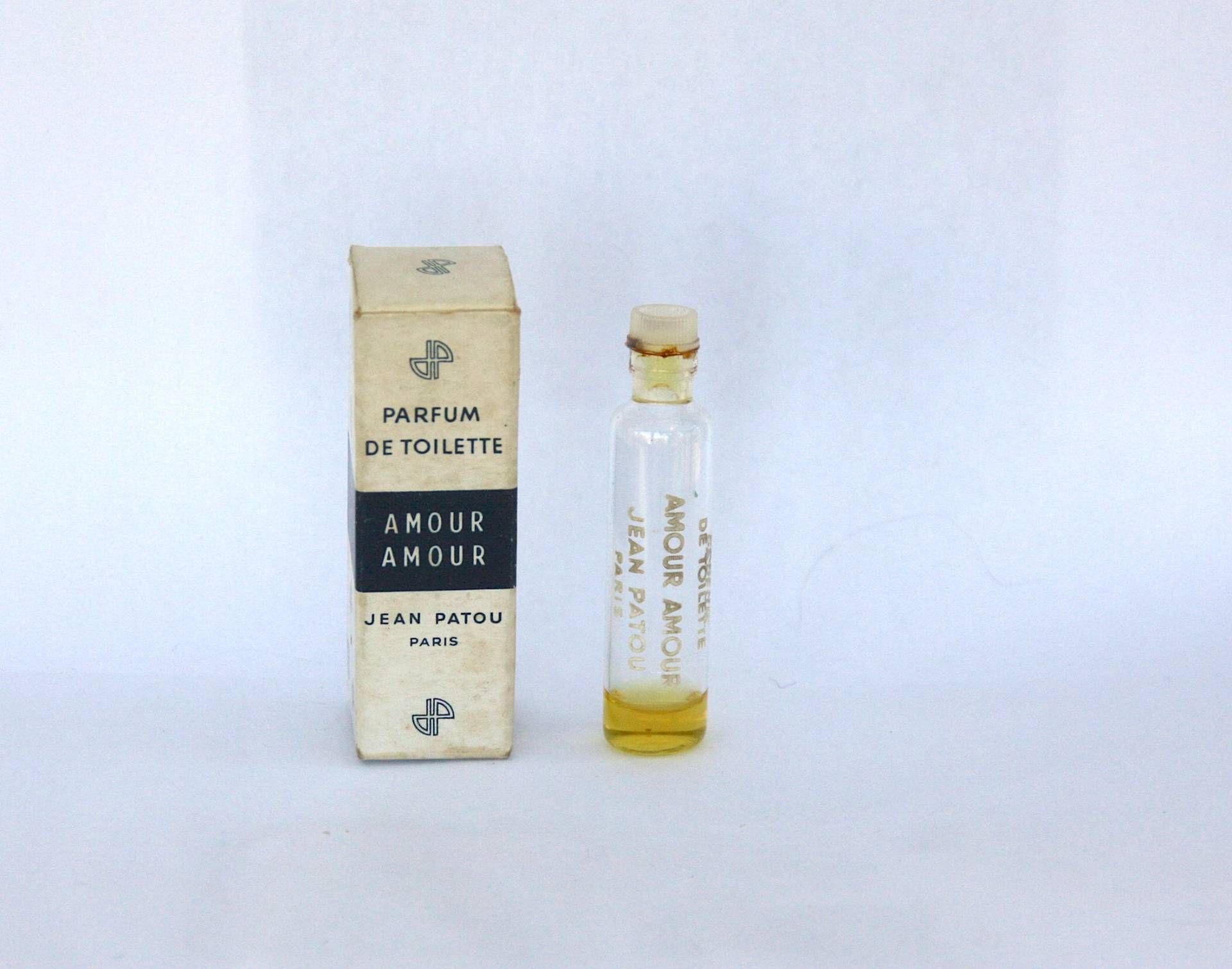 Patou - Amour Miniatur Vintage Frankreich Patou - Amour Miniatur Vintage Frankreich von Etsy - MiniParfumFrance