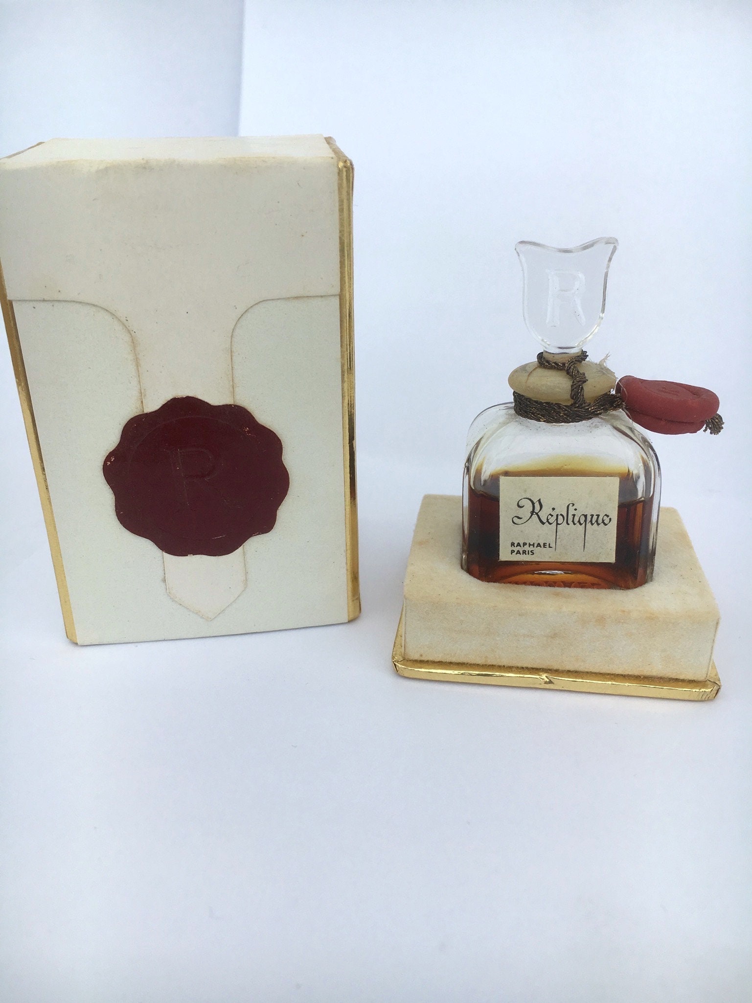 Raphael - Nachbildung Vintage-Duft , Selten in Diesem Zustand Raphael - Nachbildung Vintage-Duft , Selten in Diesem Zustand von Etsy - MiniParfumFrance