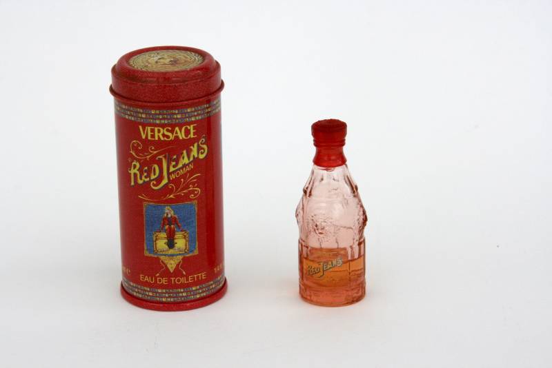 Versace - Red Jean Miniaturparfüm, Feminines Eau De Toilette, Paris Versace - Red Jean Miniaturparfüm, Feminines Eau De Toilette, Paris von Etsy - MiniParfumFrance