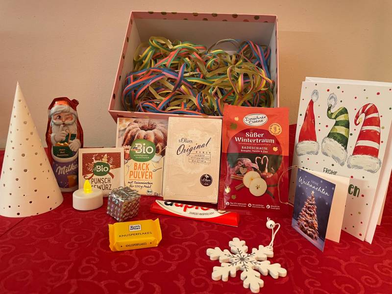 Weihnachts-Geschenkbox Fix Und Fertig - Liebevolle Geschenkidee Für Mama, Freundin Kollegin | Wellness Schoko Set Weihnachts-Geschenkbox Fix Und Fertig - Liebevolle Geschenkidee Für Mama, Freundin Kollegin | Wellness Schoko Set von Etsy - MinruArts