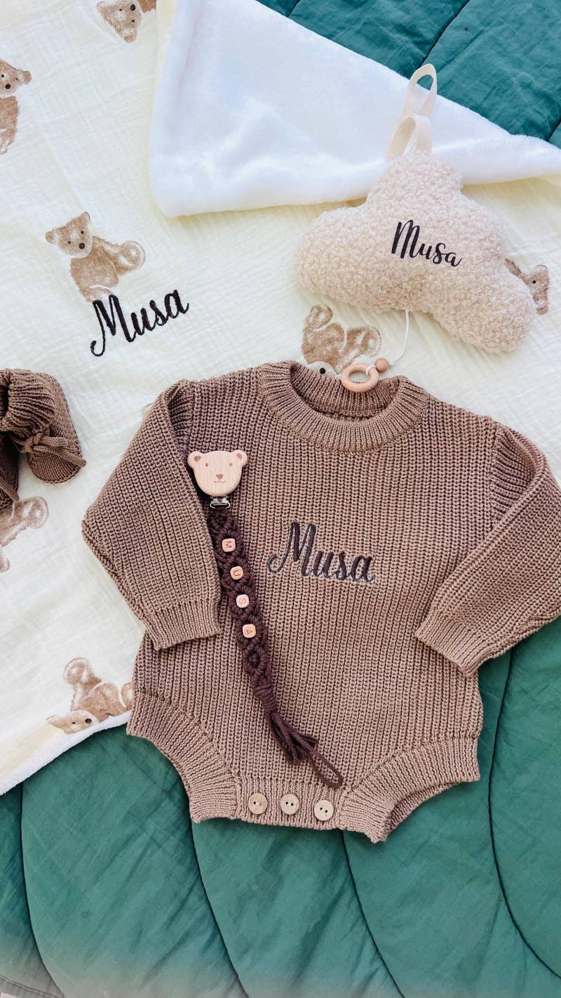 Personalisiertes Baby Set Mit Namen Geschenk Zur Geburt Erstausstattung Outfit von Etsy - Miriswork
