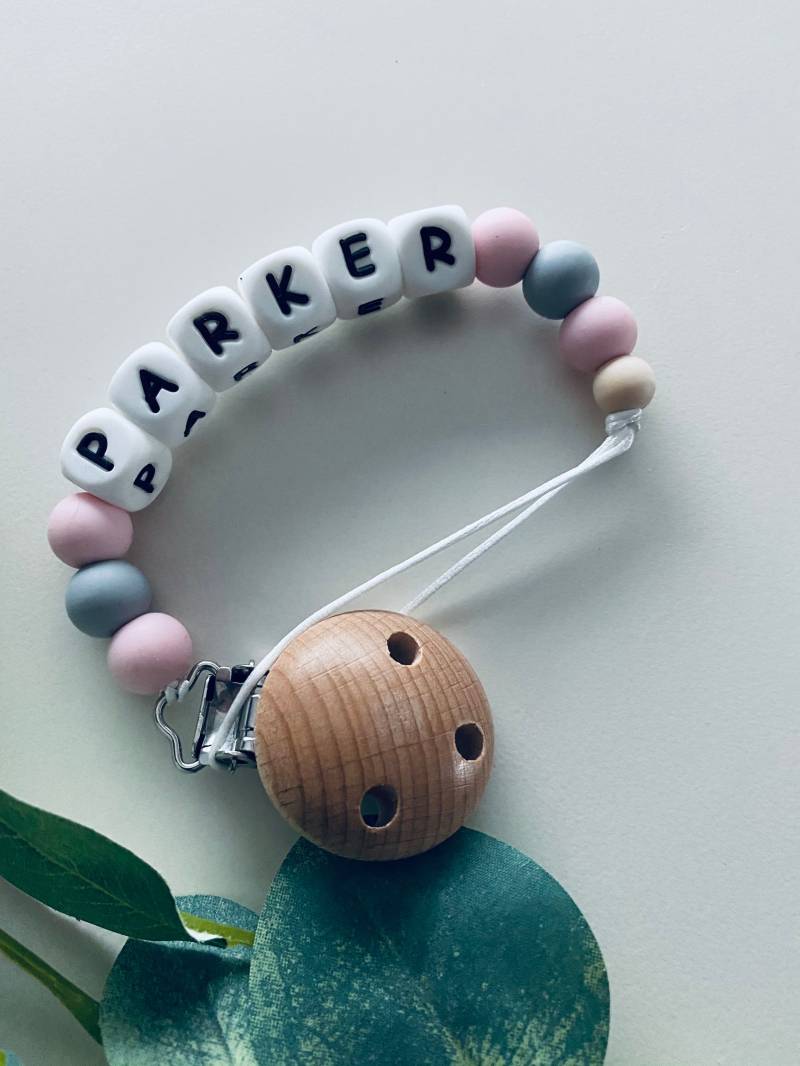 Silikon Schnullerkette Rosa Und Grau - Buchenholz Personalisiert von Etsy - MishmashDesigns