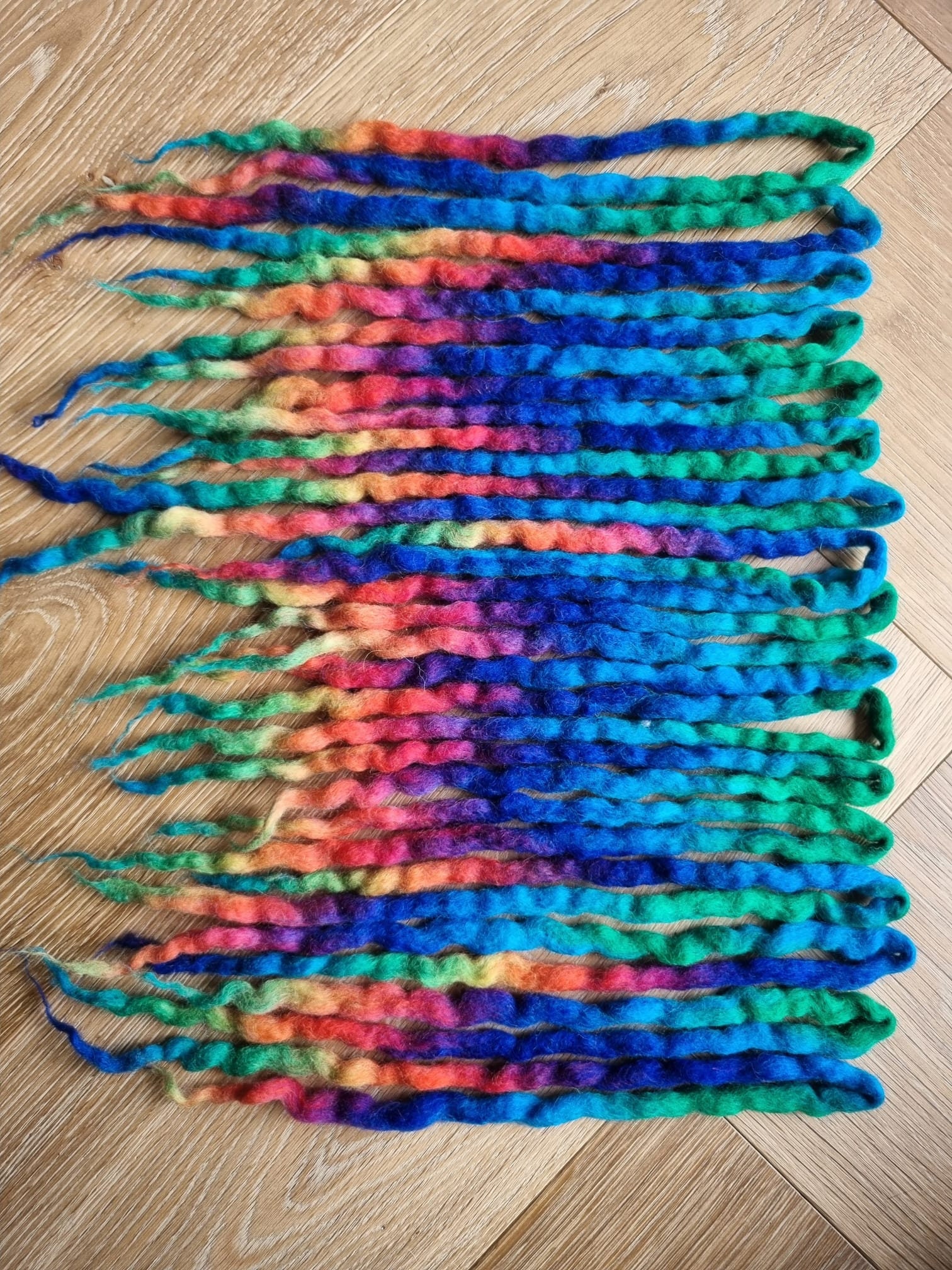 17 De Wolle Dreadlocks Halb Set Regenbogen Gewellt von Etsy - MisoryaCreations