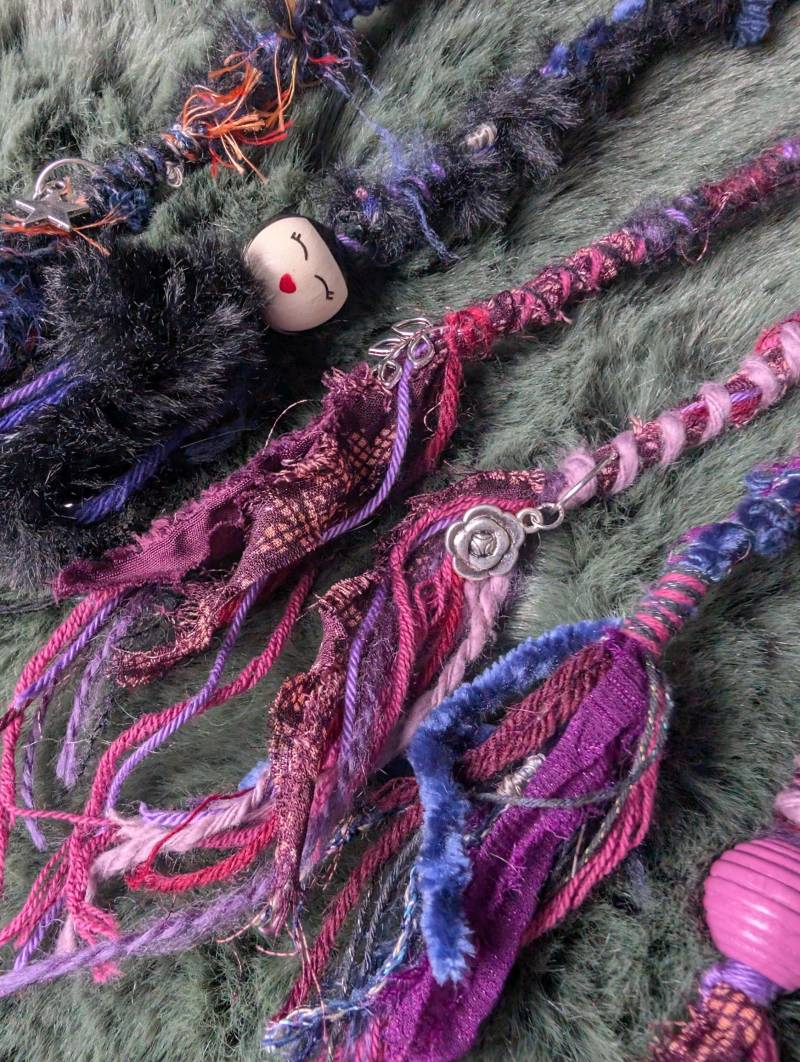 Dreadwrap Haargummi Temporäre Dreadlockverlängerungen Fuzzy Boho Haarwrap Festival Witchy Dreadwrap Haargummi Temporäre Dreadlockverlängerungen Fuzzy Boho Haarwrap Festival Witchy von Etsy - MisoryaCreations