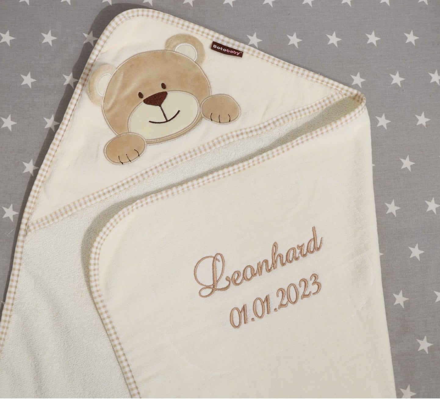 Kapuzentuch Mit Namen Bestickt 76 X cm Beige Teddybär - Baumwolle Geschenk Geburt Taufe | 760001 Kapuzentuch Mit Namen Bestickt 76 X cm Beige Teddybär - Baumwolle Geschenk Geburt Taufe | 760001 von Etsy - MitNamen