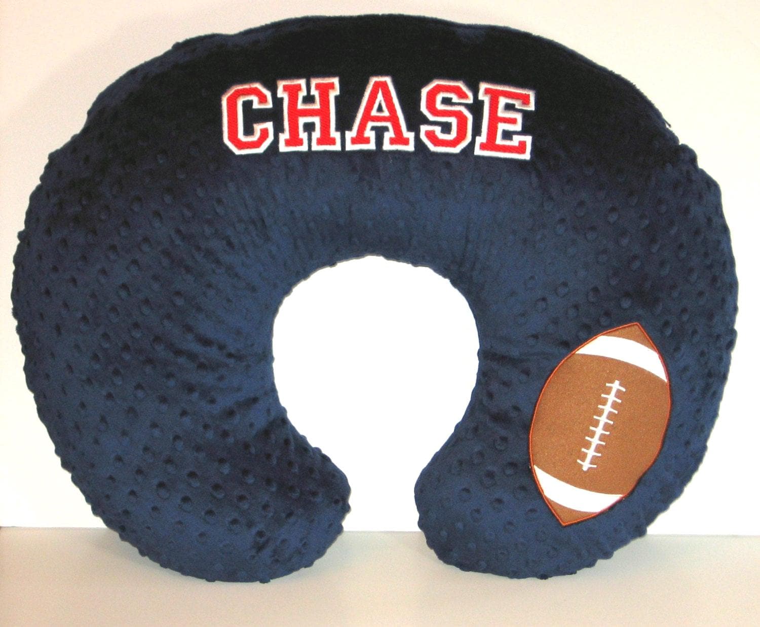 Fußball Minky Stillkissen, Personalisiertes Baby Jungengeschenk von Etsy - MoMaCreates