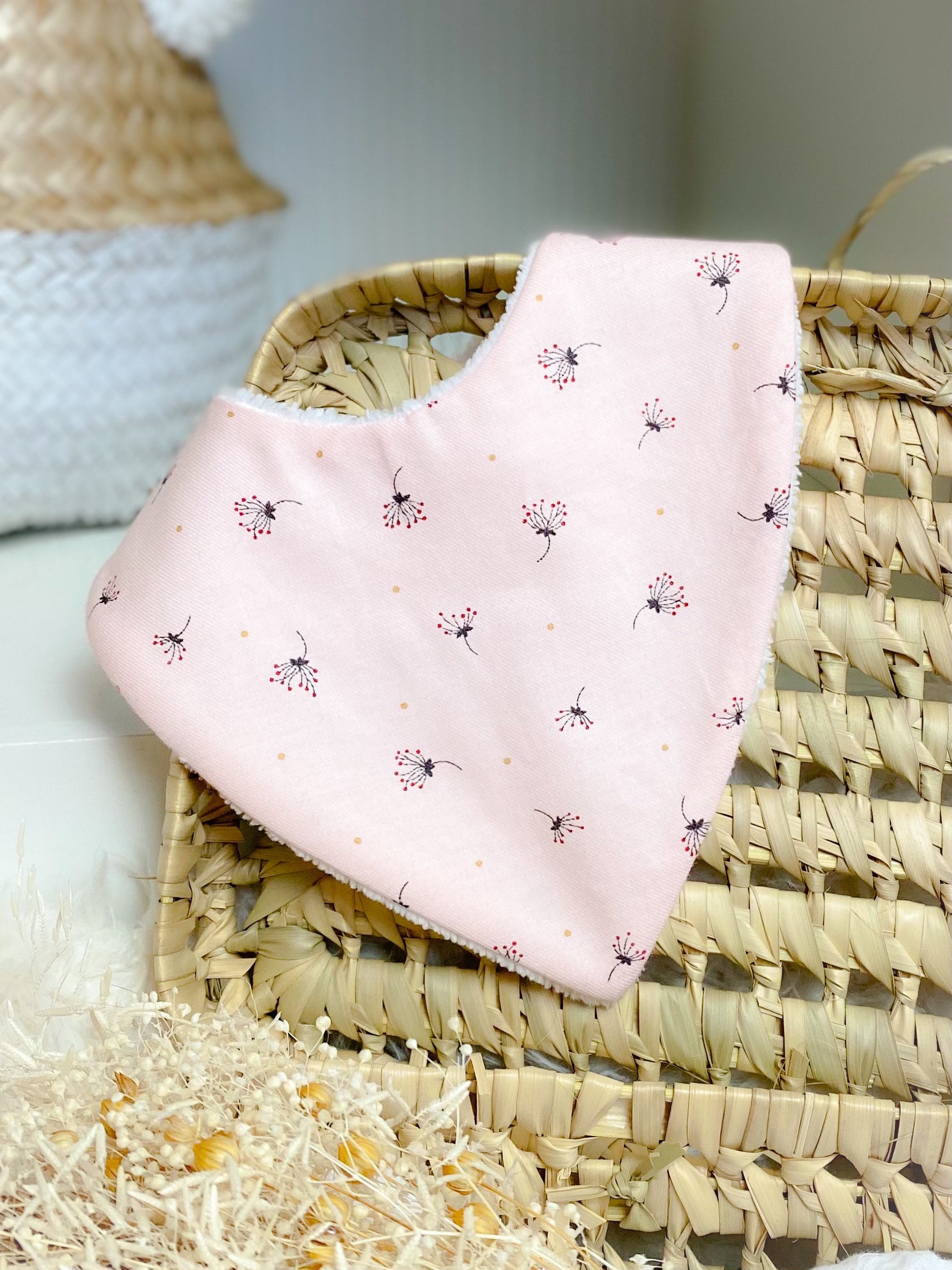 Bio Bandana Lätzchen Rosa Pusteblumen Bio Bandana Lätzchen Rosa Pusteblumen von Etsy - Moejune