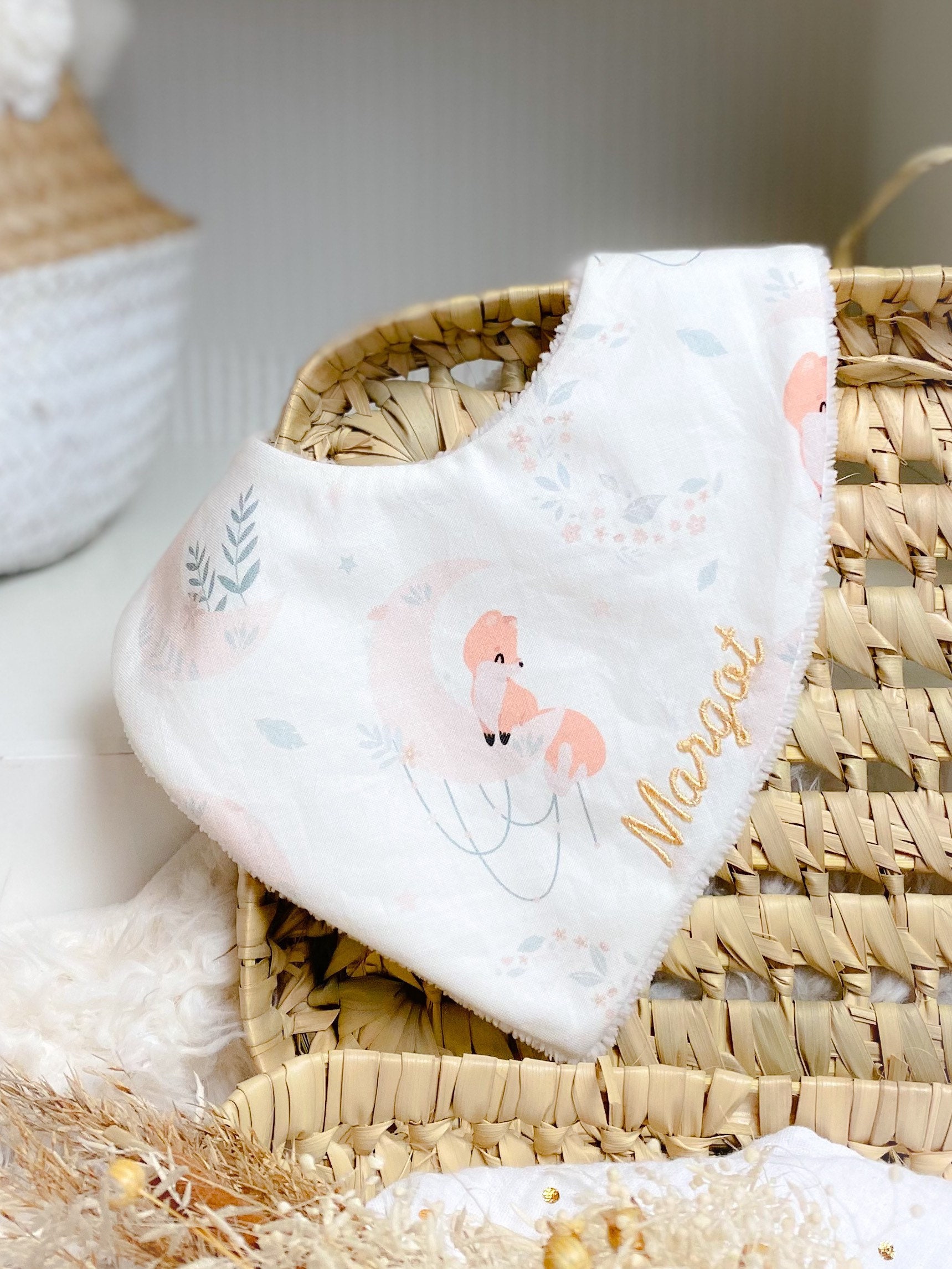 Pinkes Fuchs-Bandana-Lätzchen Pinkes Fuchs-Bandana-Lätzchen von Etsy - Moejune
