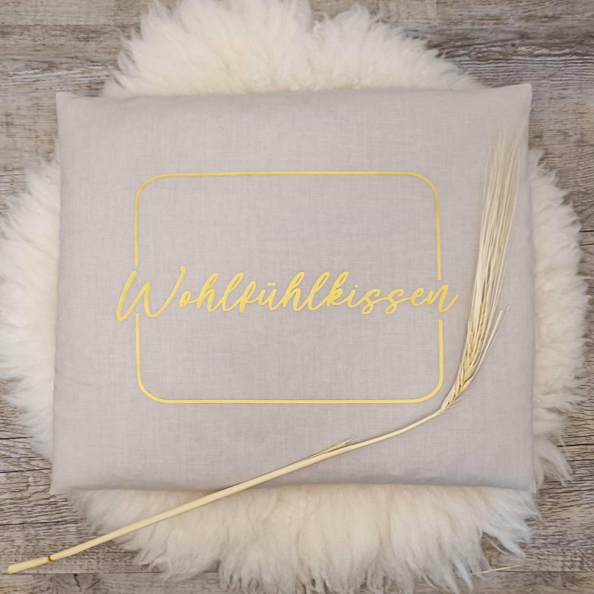 Handgenähtes Körnerkissen in Beige - Special Edition Für Den Sommer 2025 Das Exklusive Wellness Geschenk Pure Entspannung Handgenähtes Körnerkissen in Beige - Special Edition Für Den Sommer 2025 Das Exklusive Wellness Geschenk Pure Entspannung von Etsy - MoiraLouArt