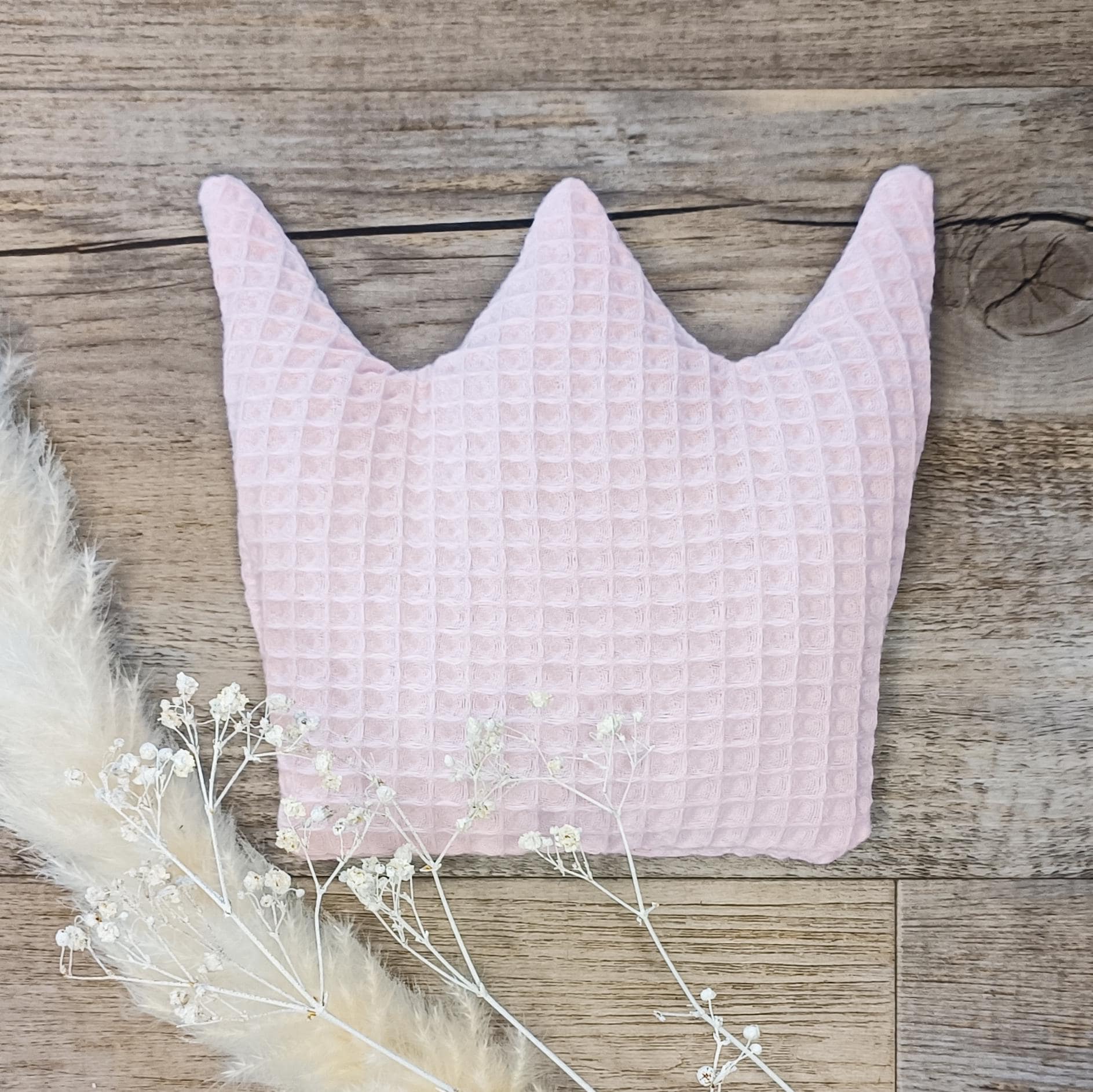 Krone Wärmekissen Waffelstoff - Personalisierbares Körnerkissen Für Babys, Kinder Und Erwachsene Krone Wärmekissen Waffelstoff - Personalisierbares Körnerkissen Für Babys, Kinder Und Erwachsene von Etsy - MoiraLouArt