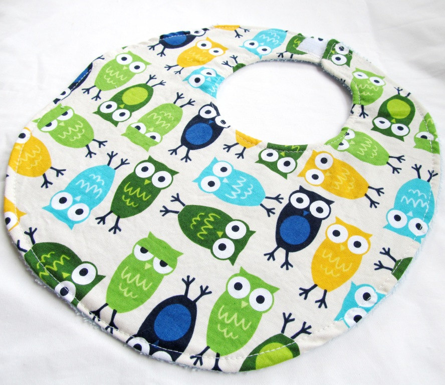 Baby Lätzchen Für Jungen - Eulen in Blau Baumwolle Mit Frottee Rückseite von Etsy - MomNMiaDesigns