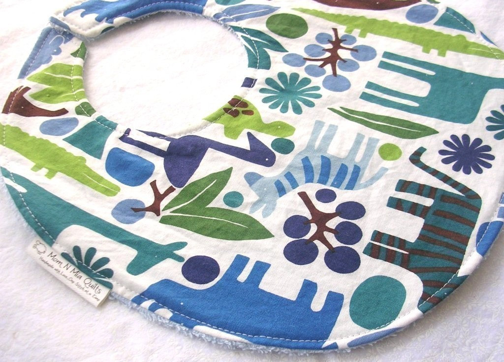 Baby Lätzchen Für Jungen Oder Kleinkind - 2D Zoo in Blau Boutique Mit Frottee Rückseite Baby Lätzchen Für Jungen Oder Kleinkind - 2D Zoo in Blau Boutique Mit Frottee Rückseite von Etsy - MomNMiaDesigns