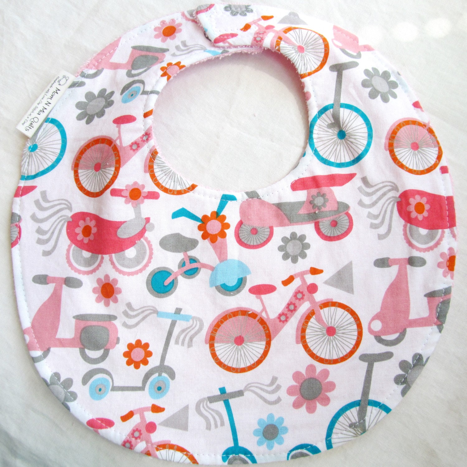 Baby Mädchen Lätzchen Oder Kleinkind - Fahrrad Und Motorroller Pink, Koralle, Aqua, Grau Rot Druck Baumwoll-Lätzchen Mit Frottee Rückseite Baby Mädchen Lätzchen Oder Kleinkind - Fahrrad Und Motorroller Pink, Koralle, Aqua, Grau Rot Druck Baumwoll-Lätzchen Mit Frottee Rückseite von Etsy - MomNMiaDesigns