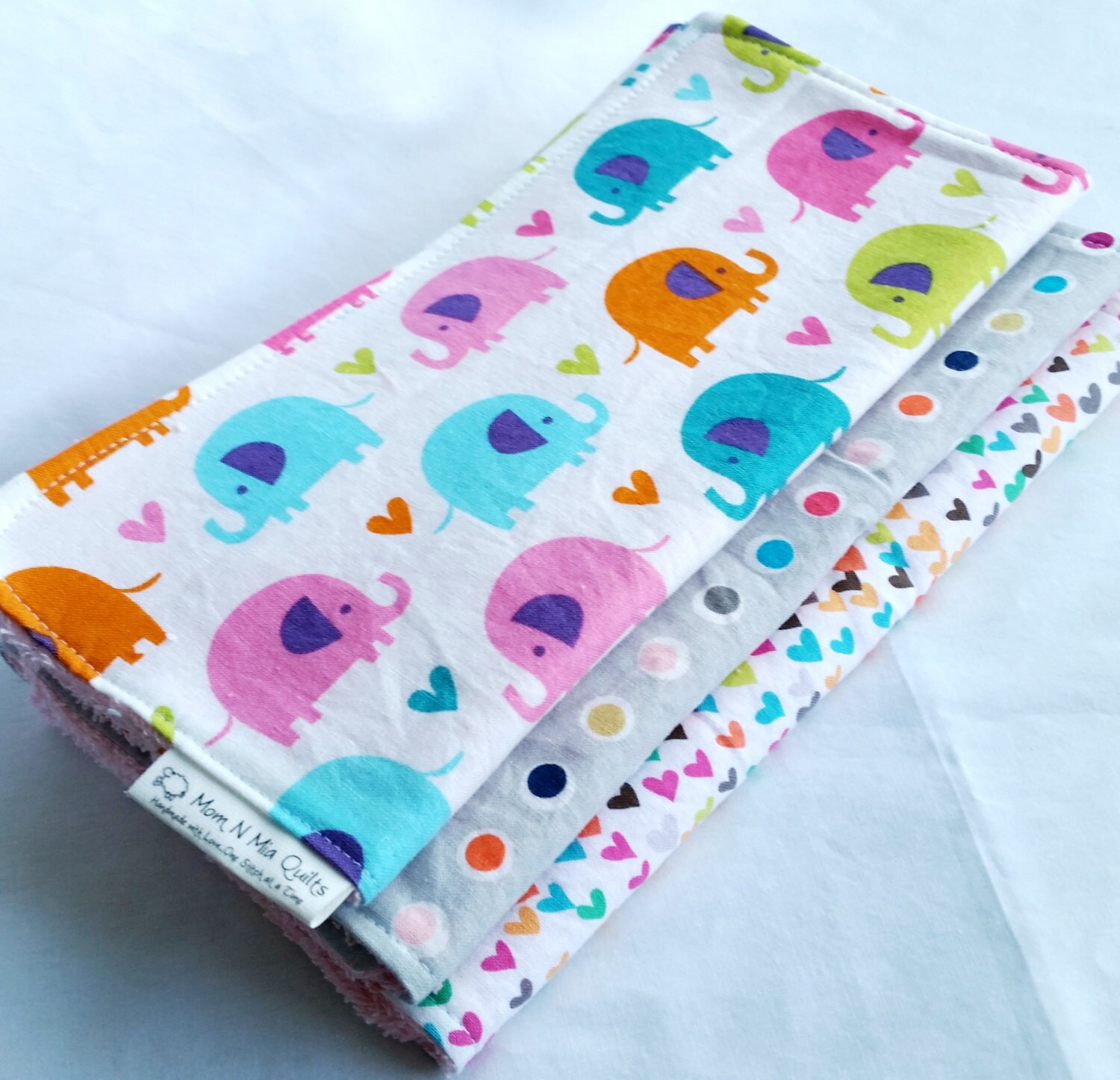 Baby Mädchen Spucktuch Geschenk-Set - Glückliche Elefanten Mit Konfetti Punkten Und Herzen 3Er Set Premium Baumwoll Spucktücher Für von Etsy - MomNMiaDesigns