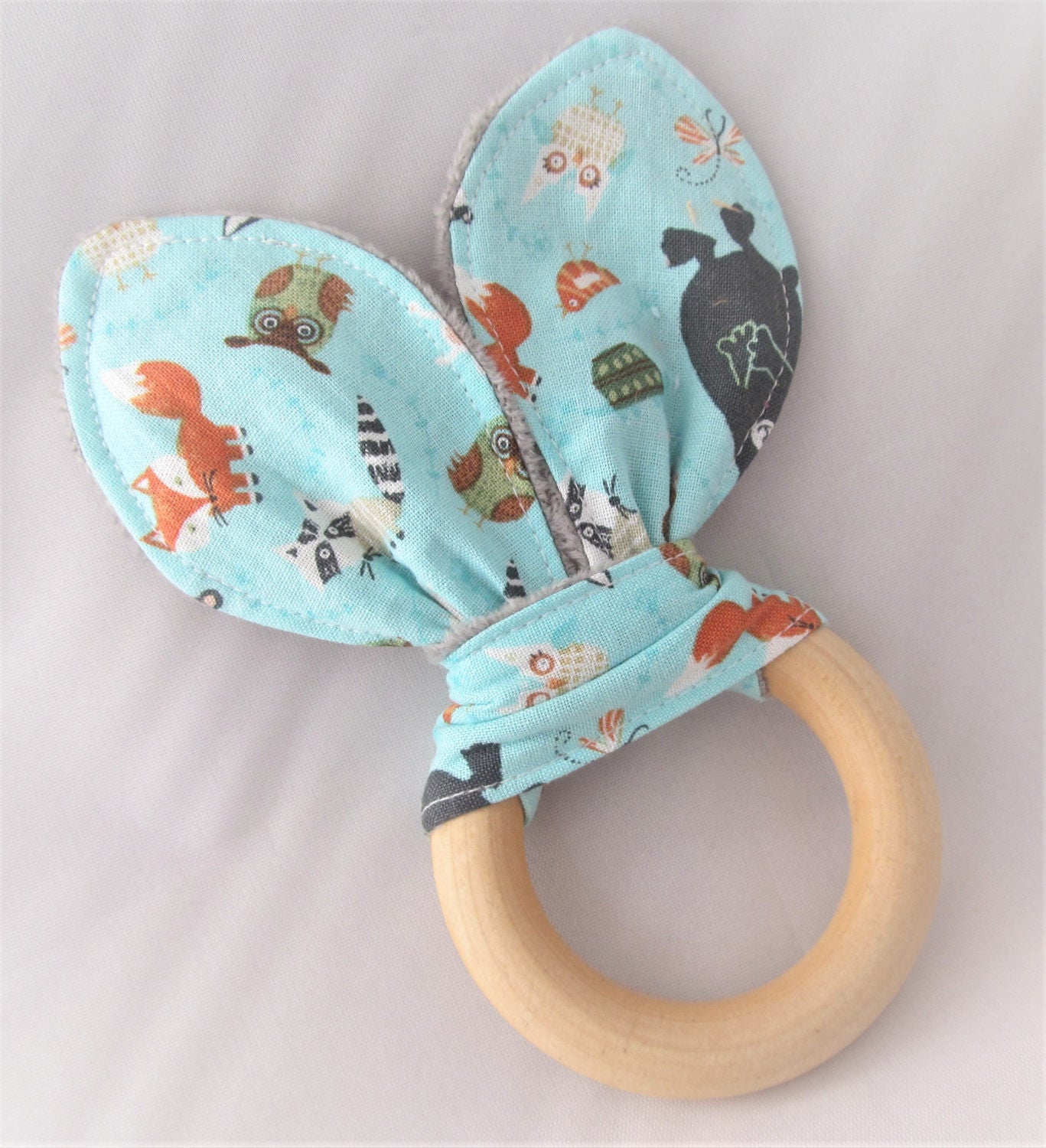 Forest Friends - Natürlicher Beißring Aus Holz Mit Falten Fuchs Bär Eule Waschbär Neutrales Baby Geschenk Natürliche Zahnungs Lösungen von Etsy - MomNMiaDesigns