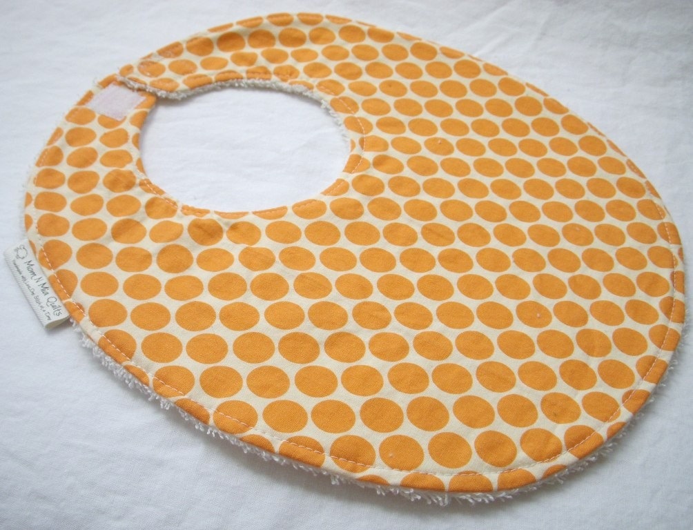 Full Moon Polka Dot in Tangerine - Boutique Lätzchen Amy Butler von Etsy - MomNMiaDesigns