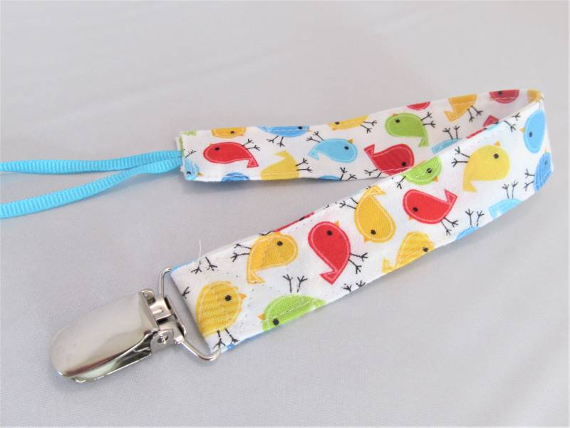 Universeller Stoff Schnuller-Clip Für Binky Und Schnuller - Kleine Vögelchen in Primärfarben Neutral von Etsy - MomNMiaDesigns