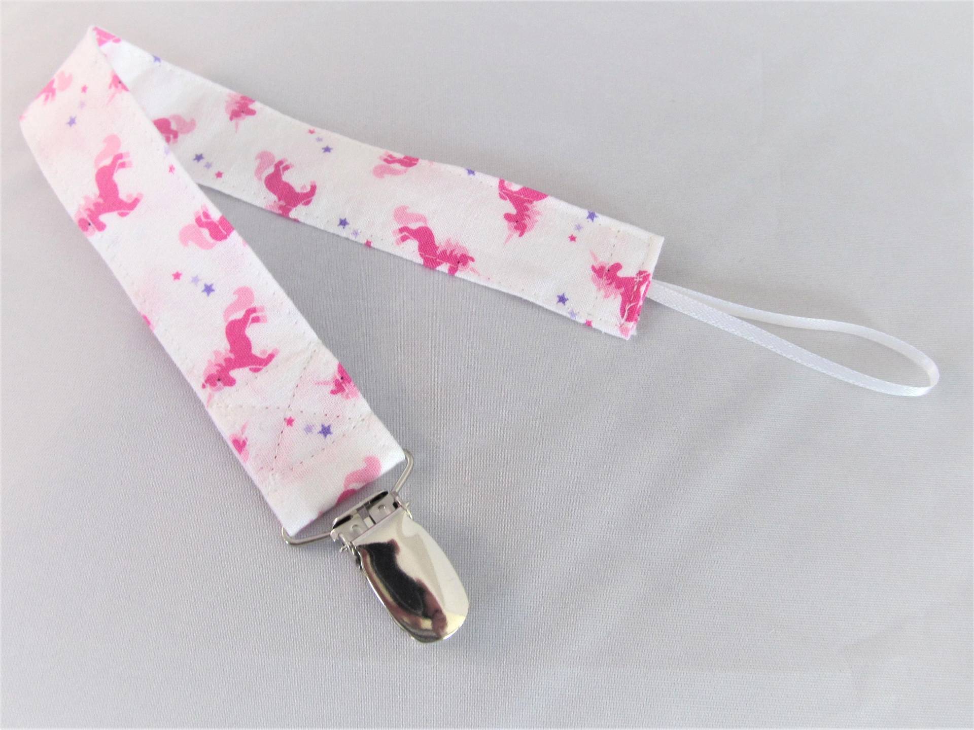 Universeller Stoff Schnuller- & Spielzeugclip - Einhörner in Rosa Schnullerclip, Spielzeugclip, Binkyclip, Babypartygeschenk von Etsy - MomNMiaDesigns