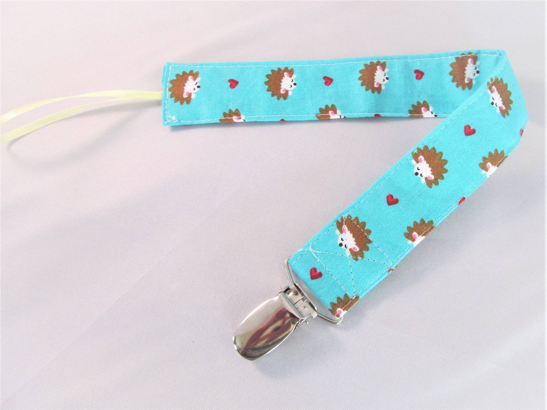 Universeller Stoff Schnullerclip, Stoffclip - Igel Auf Aqua Stoffclip, Babypartygeschenk, Spielzeugclip Universeller Stoff Schnullerclip, Stoffclip - Igel Auf Aqua Stoffclip, Babypartygeschenk, Spielzeugclip von Etsy - MomNMiaDesigns