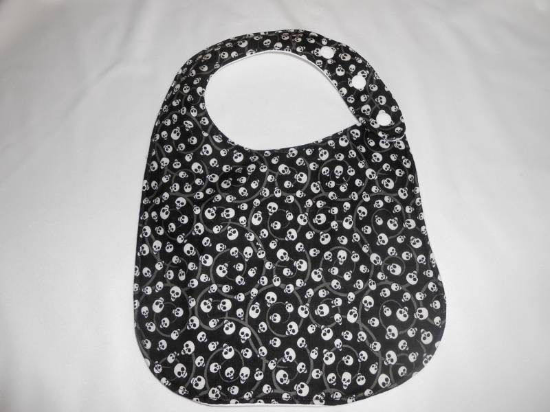 Schädel Bib von Etsy - MommySoup