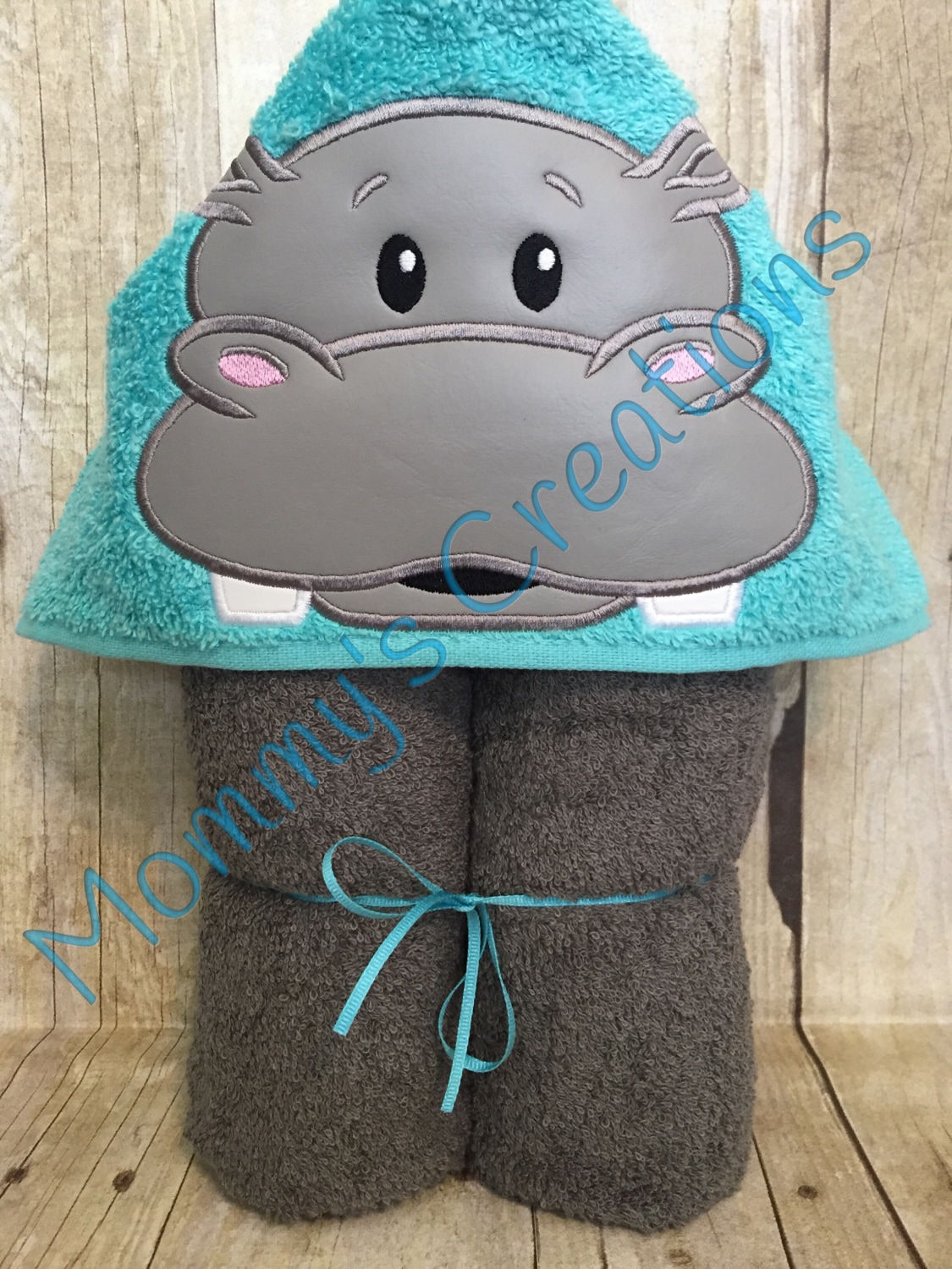 Hippo Boy Applikation Kapuzen Badetuch, Strand, Pool Handtuch 30 "x 54" Personalisierung Erhältlich von Etsy - MommysCraftCreations