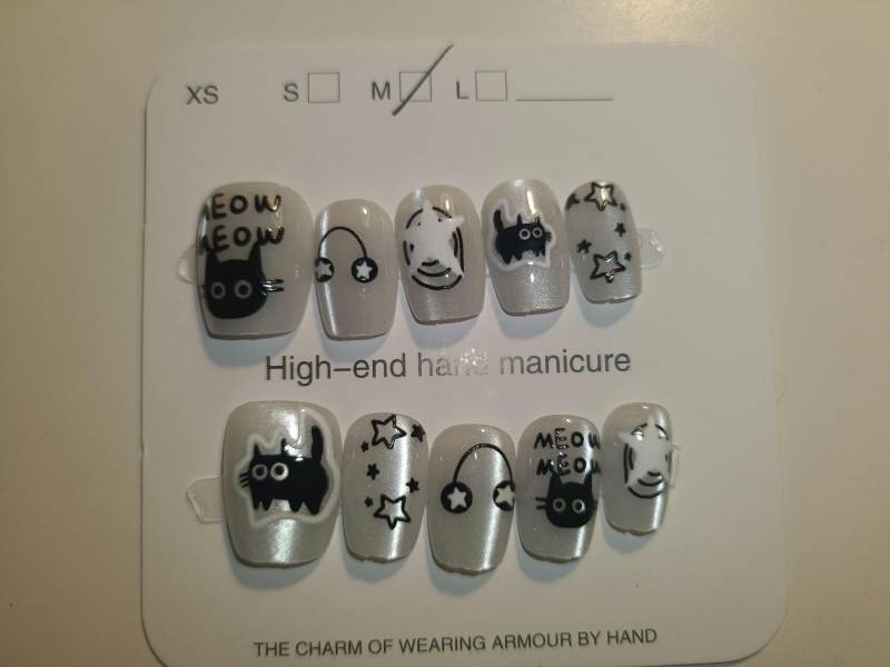 Black Cat Press-On Nails | Cute Eye Magnetic Short Reusable False Handmade Kawaii Halloween Or Everyday von Etsy - Mondpoesie