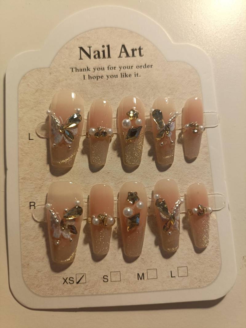 Handmade Press-On Nails | Custom Reusable False Salon Quality Choose Shape & Length Daily, Bridal, Or Party Wear von Etsy - Mondpoesie