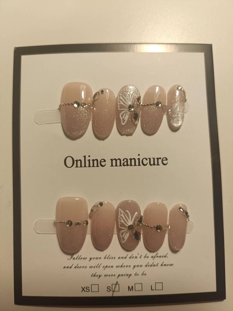 Handmade Press-On Nails | Custom Reusable False Salon Quality Choose Shape & Length Daily, Bridal, Or Party Wear von Etsy - Mondpoesie