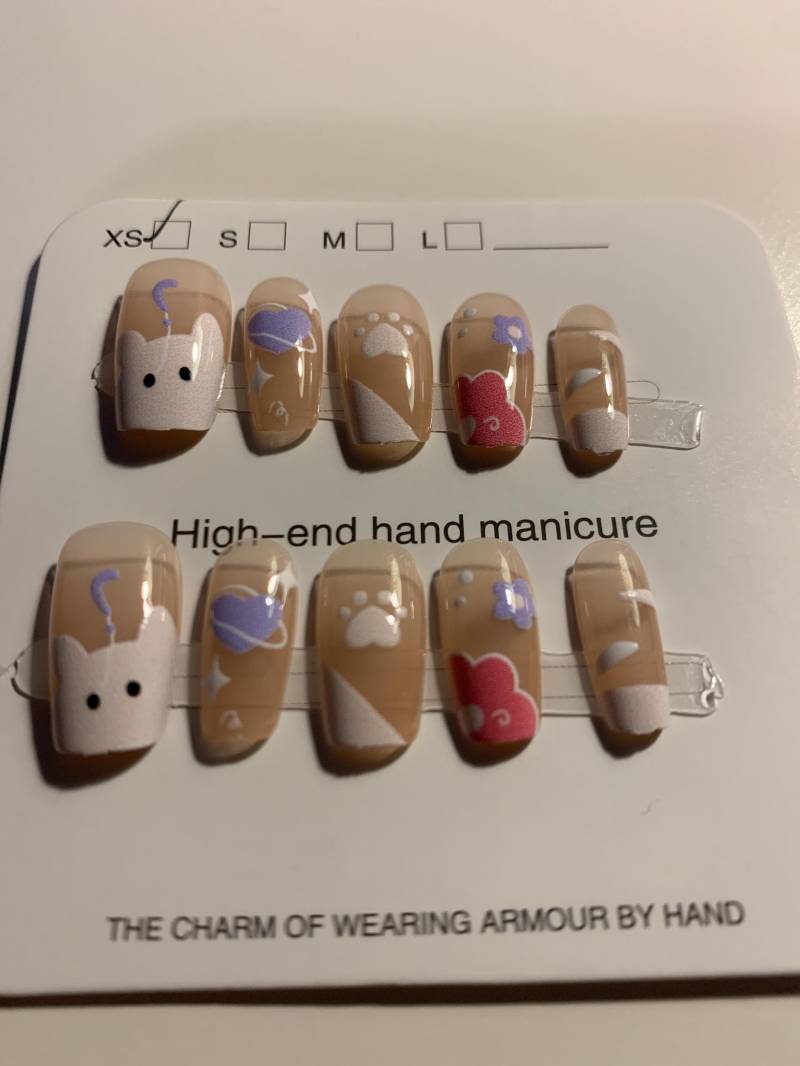 Handmade Press-On Nails | Custom Reusable False Salon Quality Choose Shape & Length Daily, Bridal, Or Party Wear von Etsy - Mondpoesie