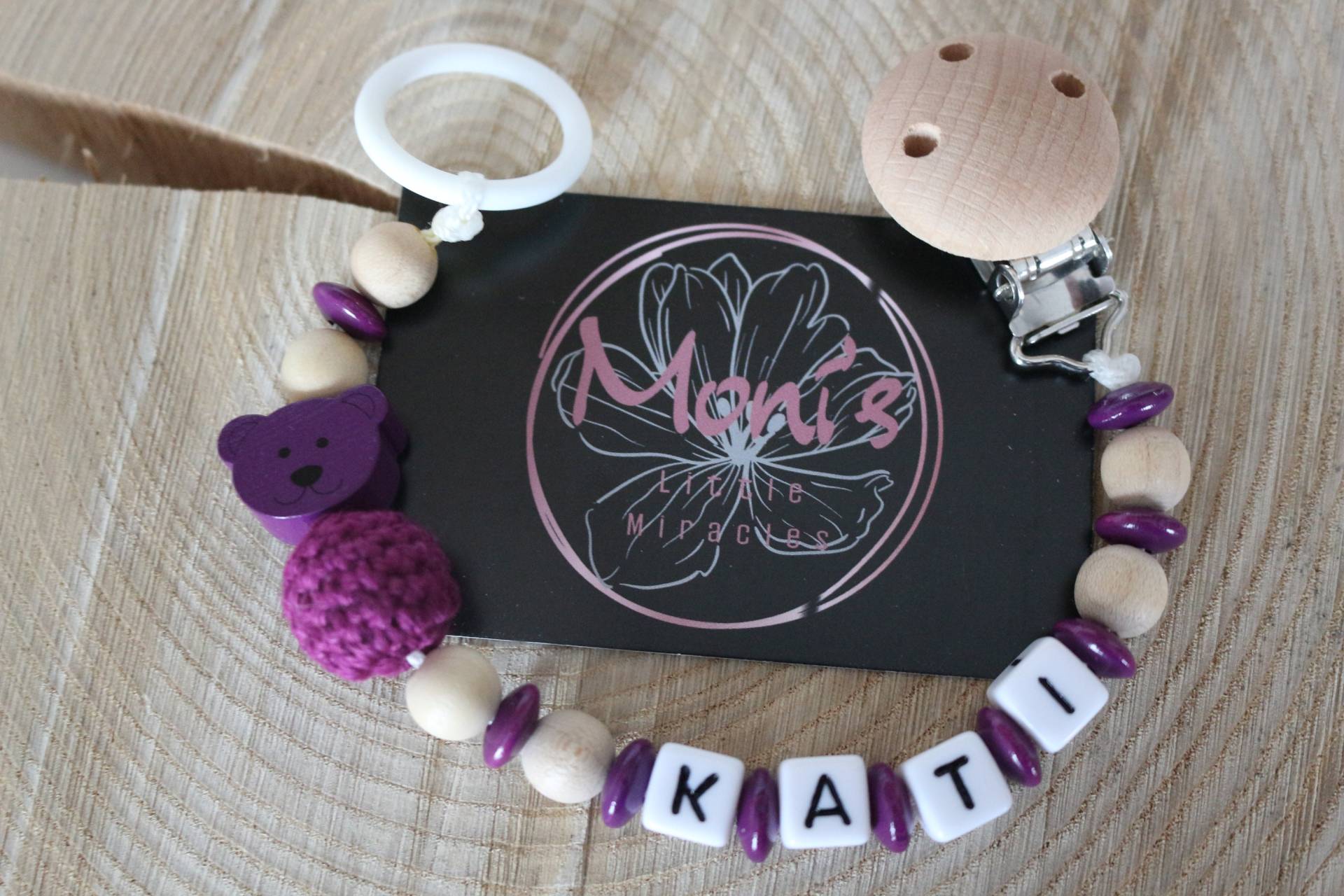 Schnullerketten Personalisiert, Mit Namen, Bär, Verschiedene Farben, Silikonring, Handmade, Häkelperle Schnullerketten Personalisiert, Mit Namen, Bär, Verschiedene Farben, Silikonring, Handmade, Häkelperle von Etsy - MonisLittleMiracles
