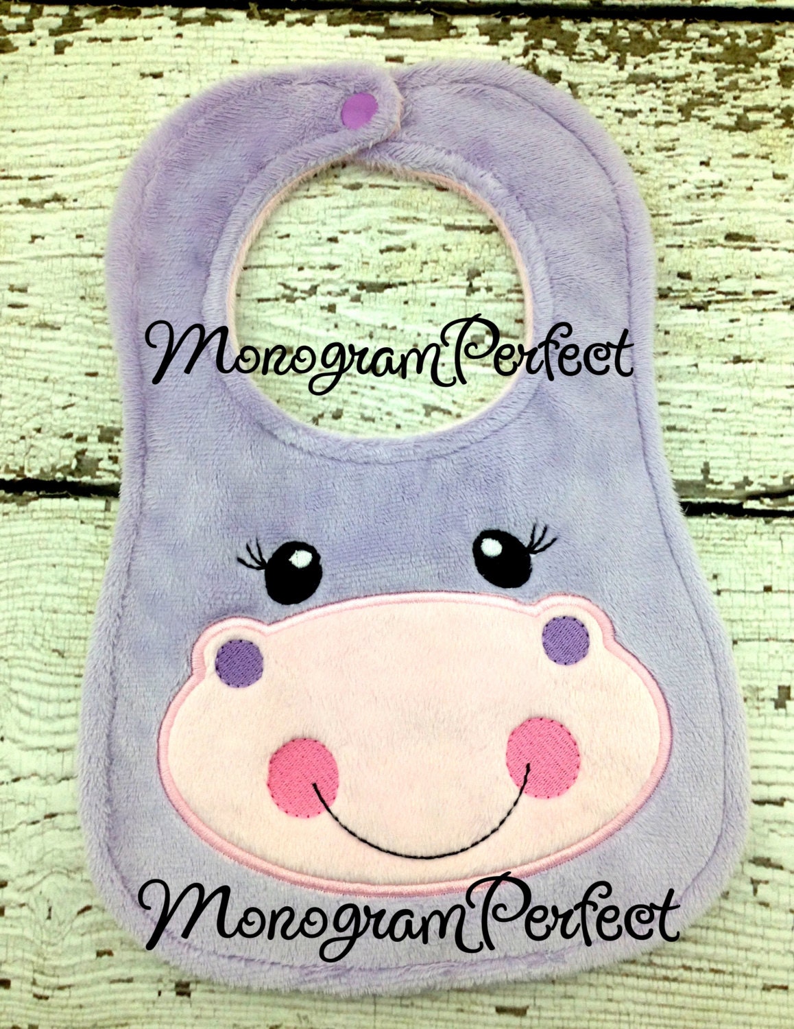 Lila Hippo-Baby-Lätzchen - Keine Personalisierung von Etsy - MonogramPerfect