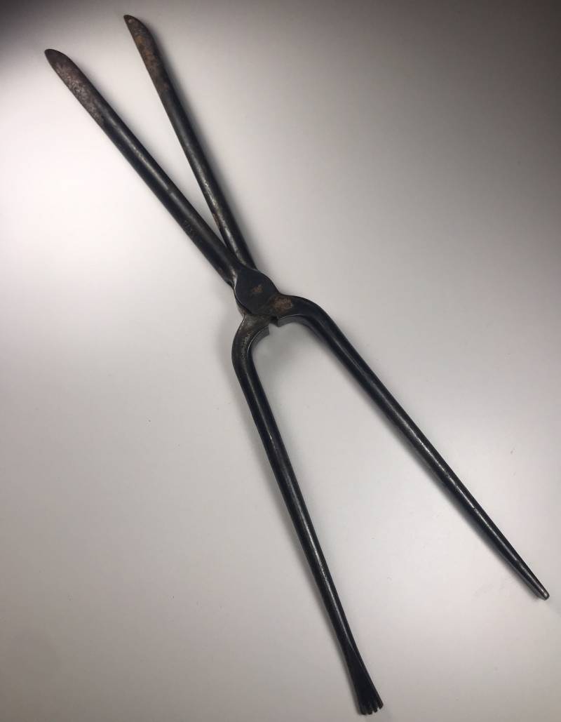 Antikes Metall Lockenstab von Etsy - MoonMonstersCave