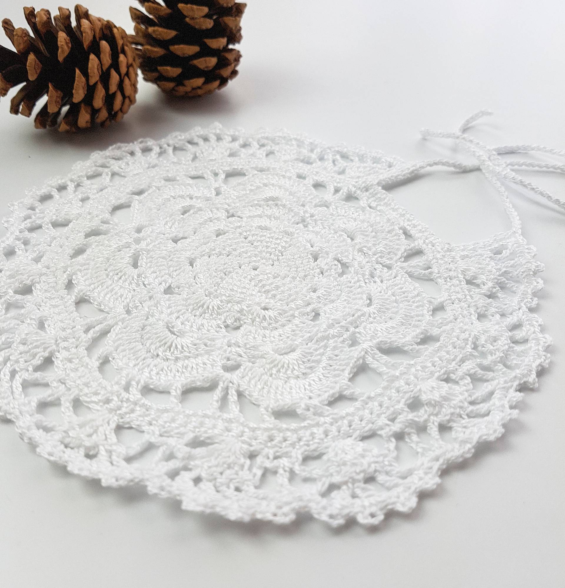 Weißes Baby-Häkel-Lätzchen, Feines Baumwoll-Spitzen-Lätzchen, Gehäkeltes Baby-Lätzchen, Schönes Weißes Spitzen-Lätzchen Zur Taufe, Besonderer Anlass von Etsy - MooseandWren